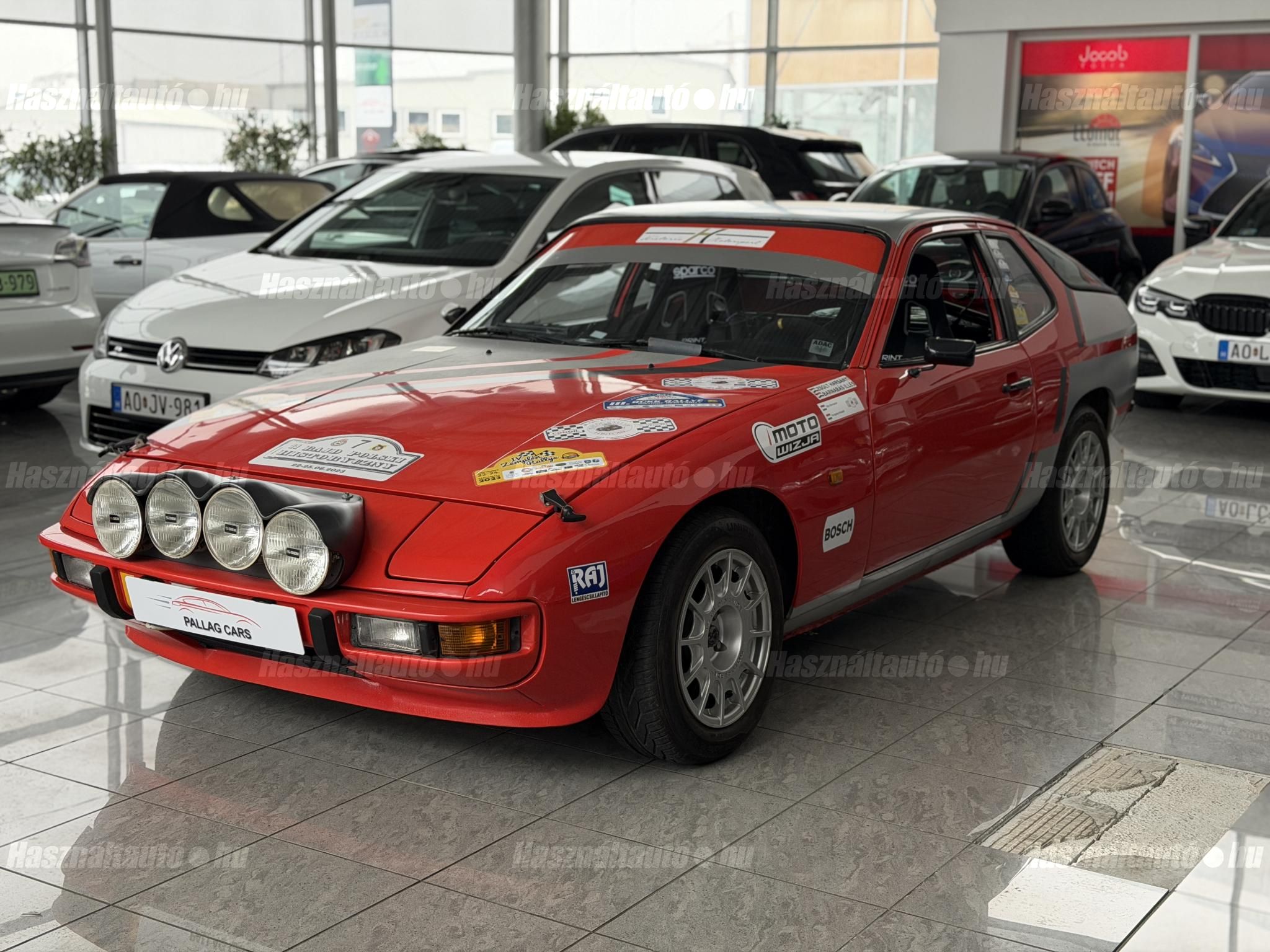 PORSCHE 924 1979/10 - 1