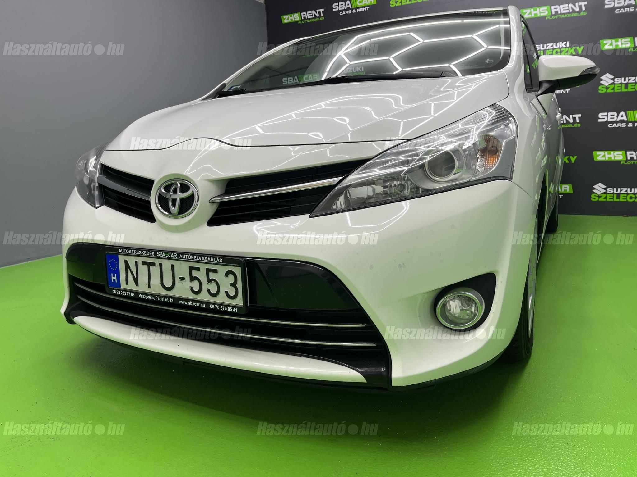TOYOTA VERSO 2016/9 - 1