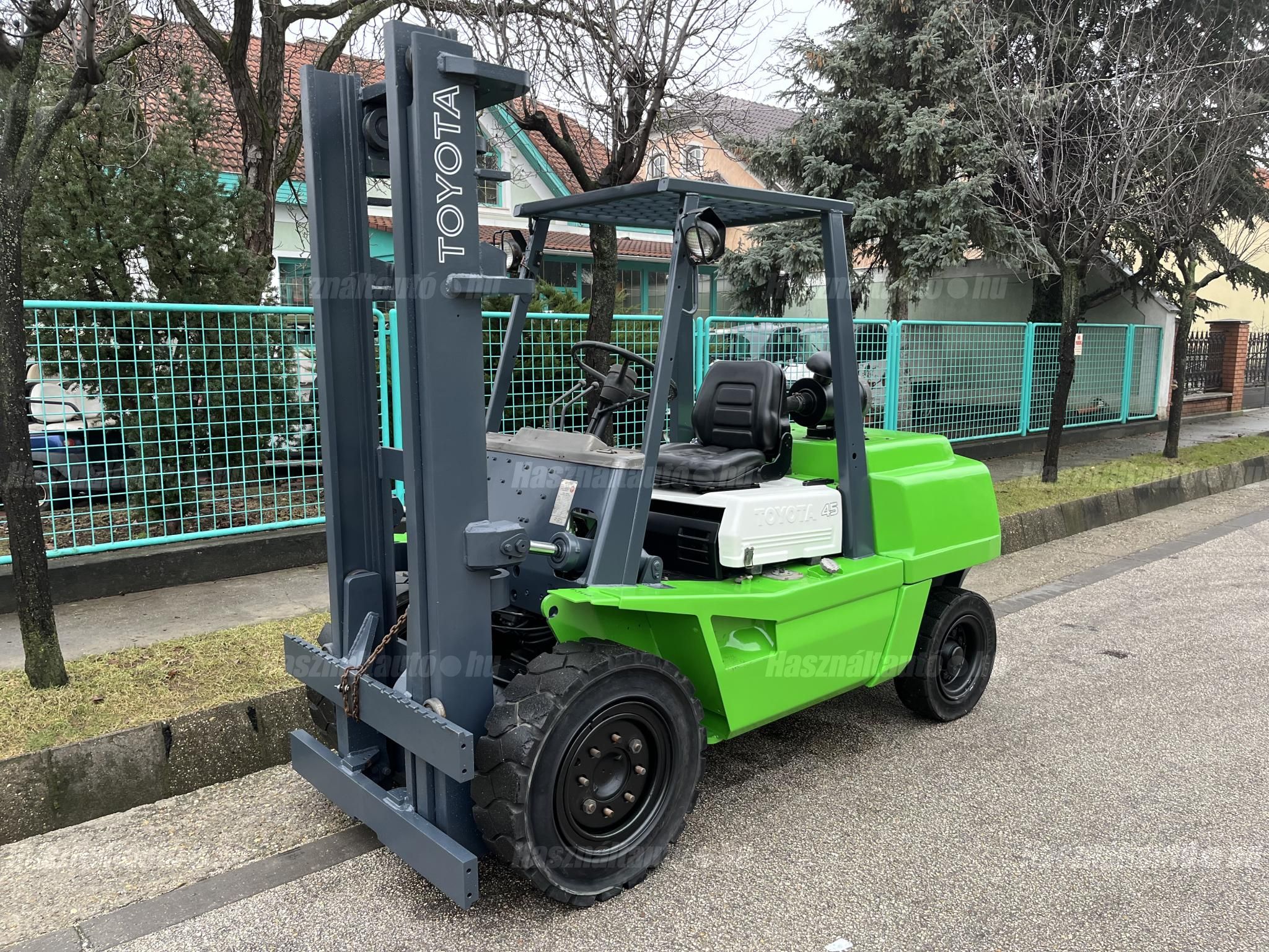 TOYOTA 1995 - 1