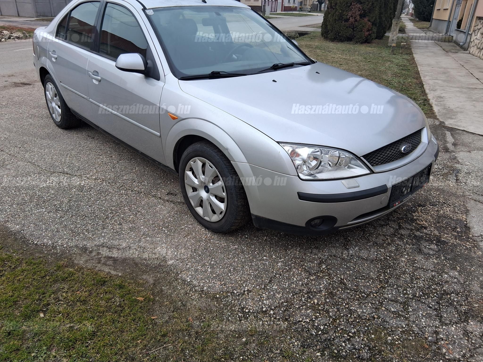 FORD MONDEO 2002/8 - 1