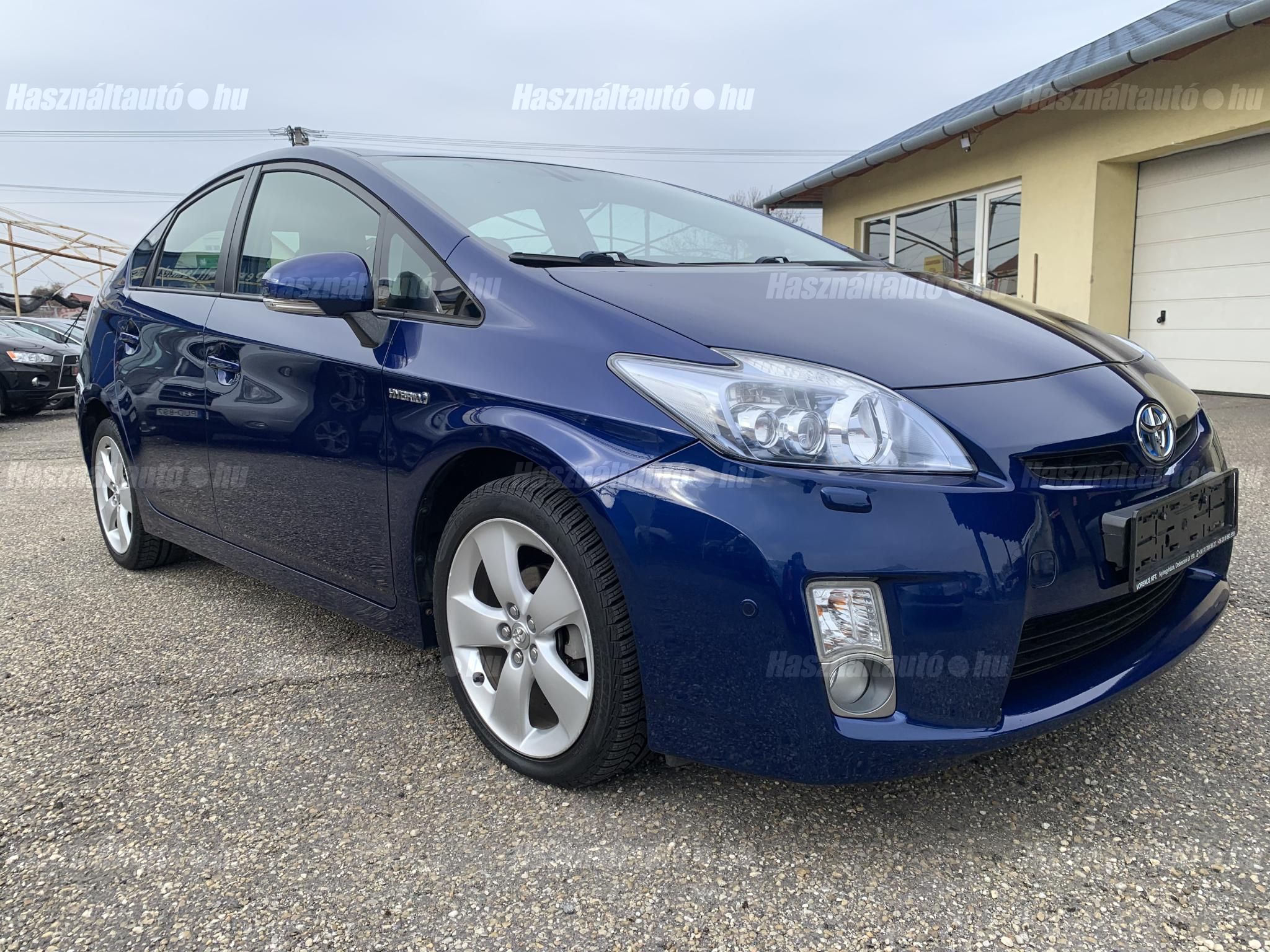 TOYOTA PRIUS 2012/2 - 1