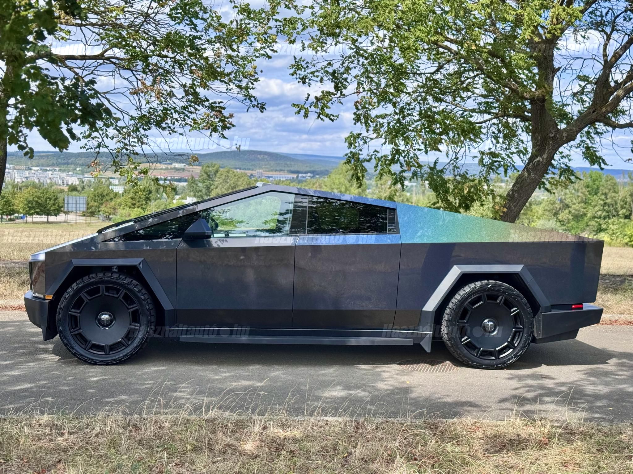 TESLA EGYÉB 2024/3 - 1
