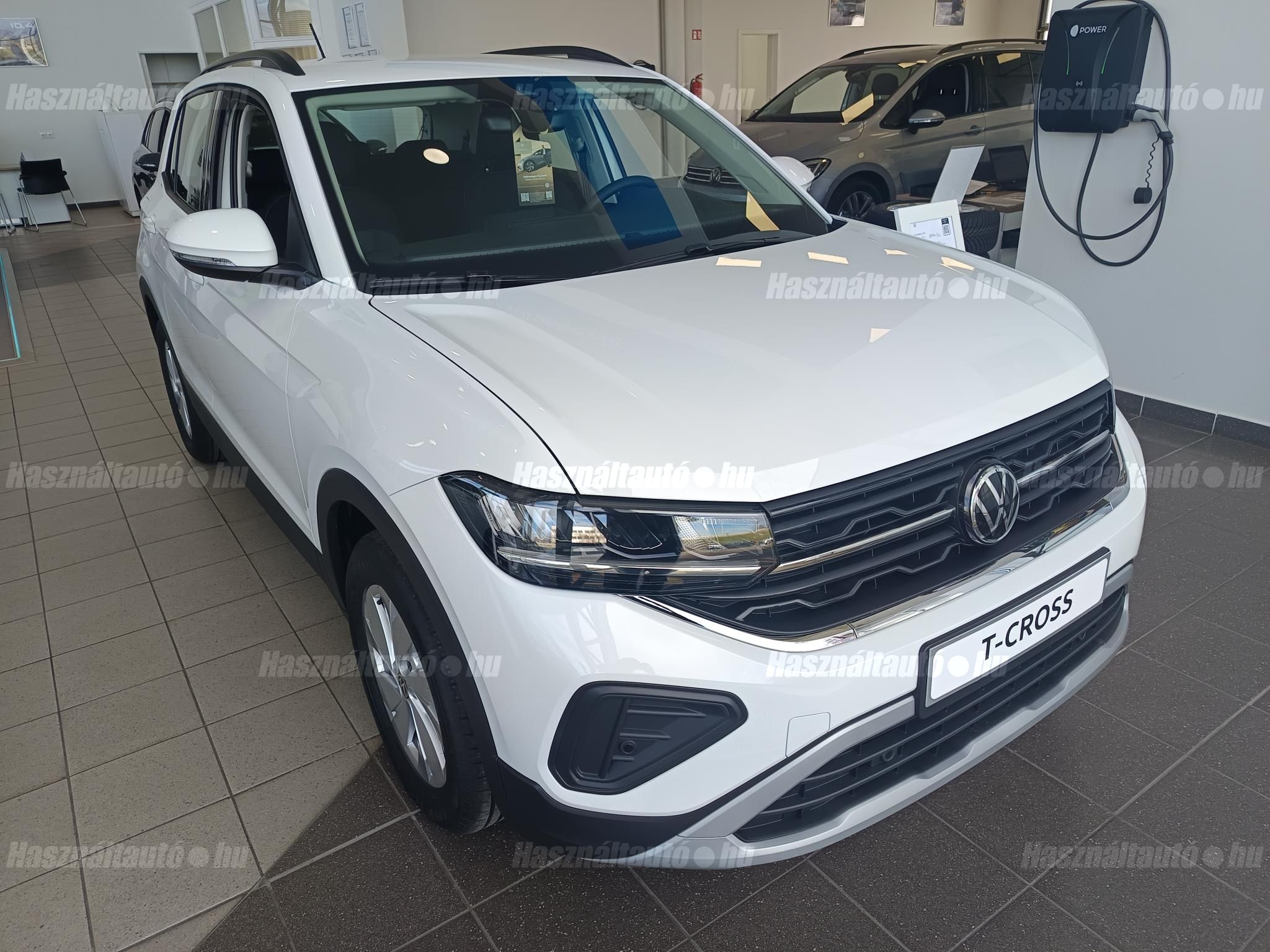 VOLKSWAGEN T-CROSS 2026 - 1