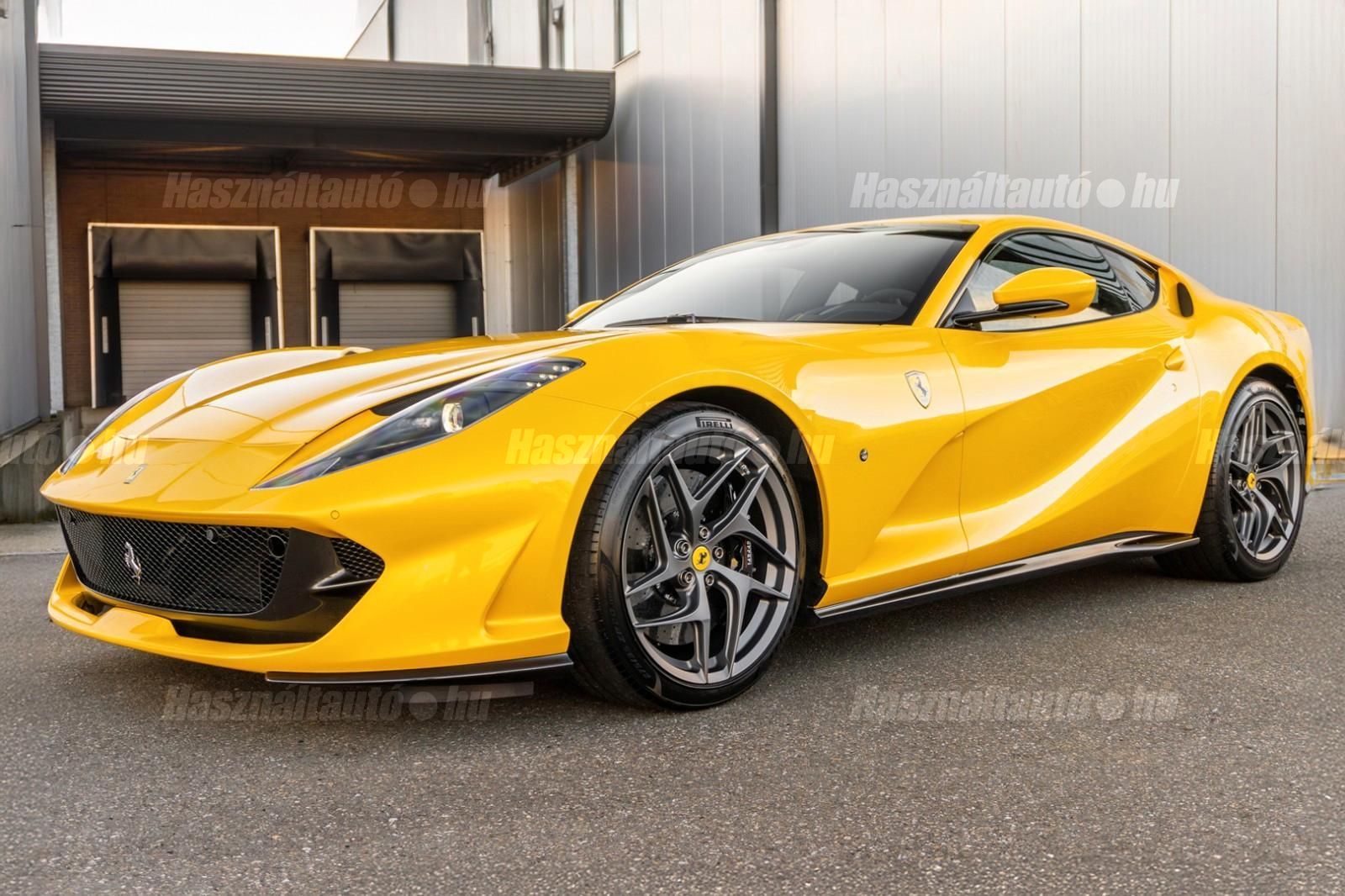 FERRARI 812 SUPERFAST 2019 - 1