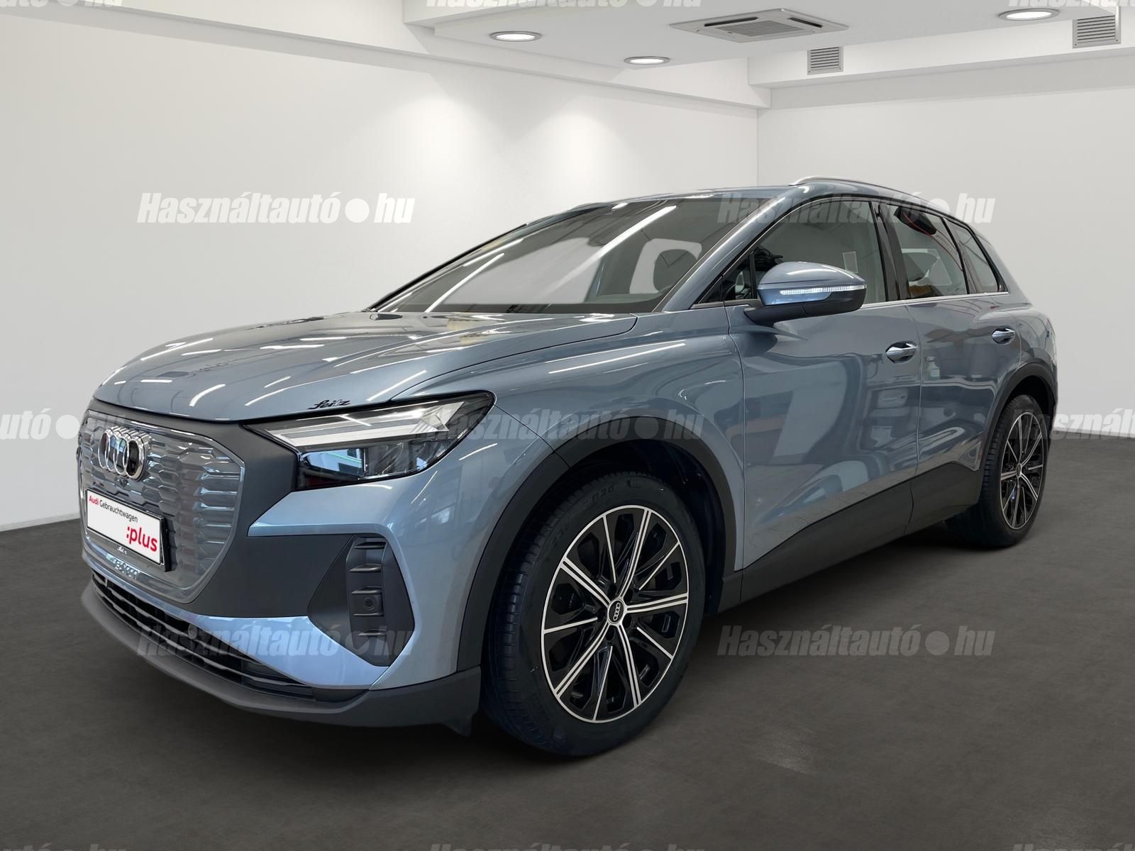 AUDI Q4 2022 - 1
