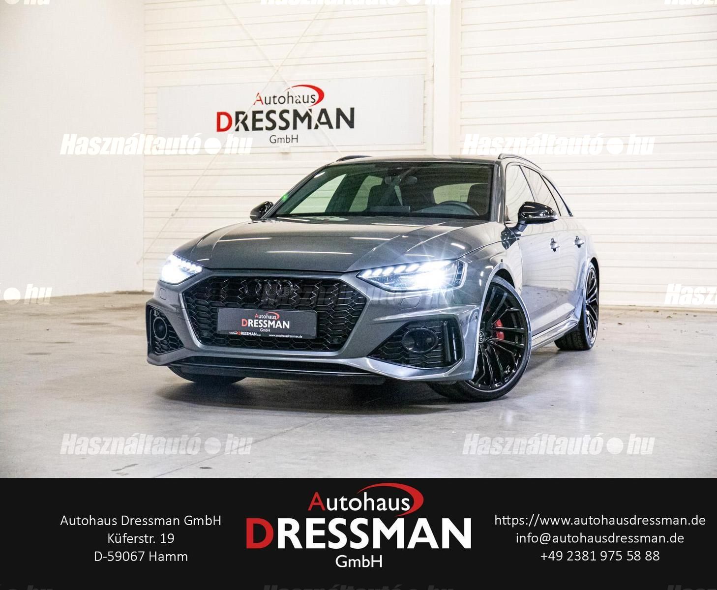 AUDI RS4 2022 - 1
