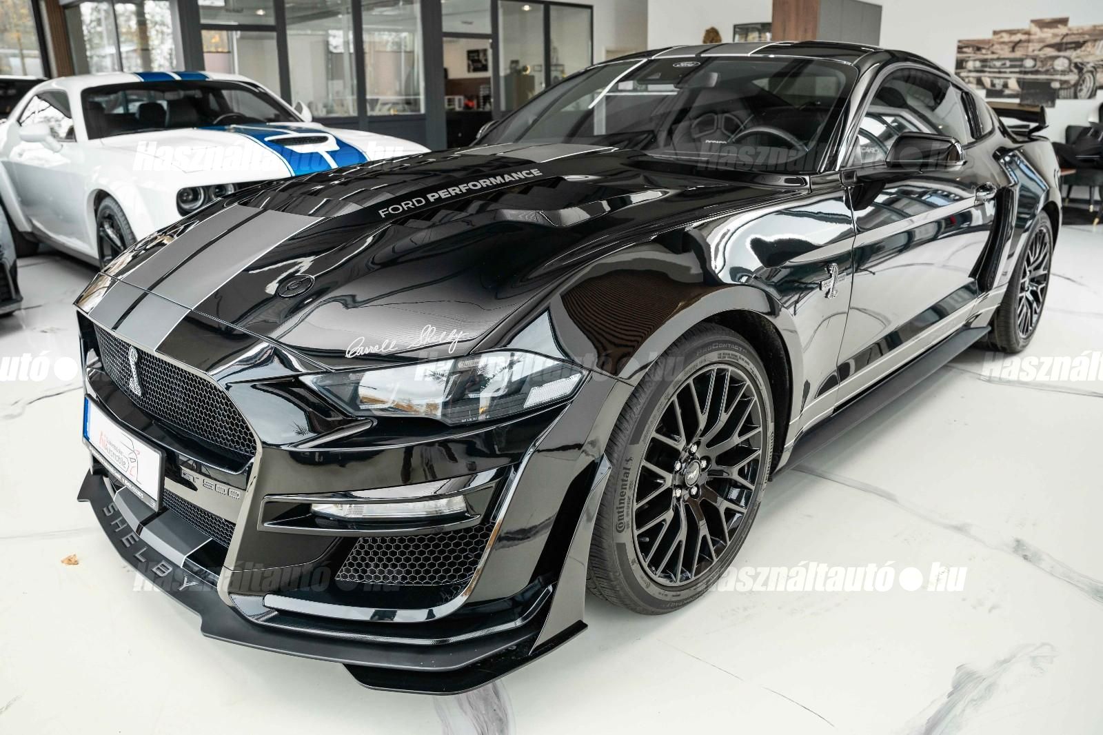 FORD MUSTANG 2021 - 1