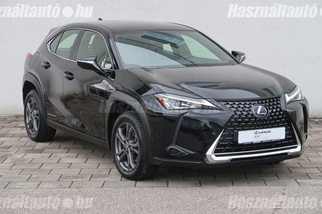 LEXUS UX 2022 - 1