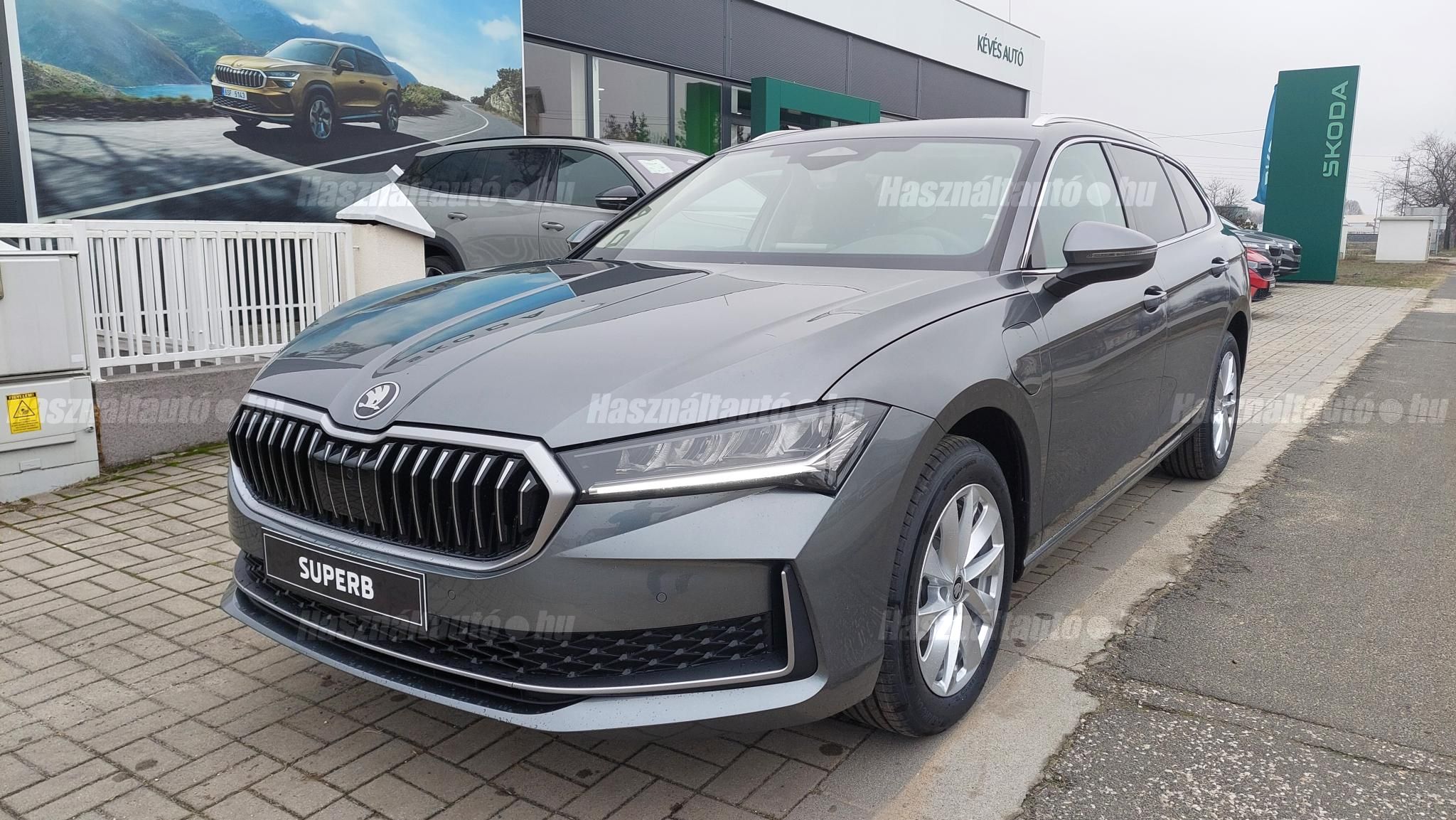 SKODA SUPERB 2026 - 1