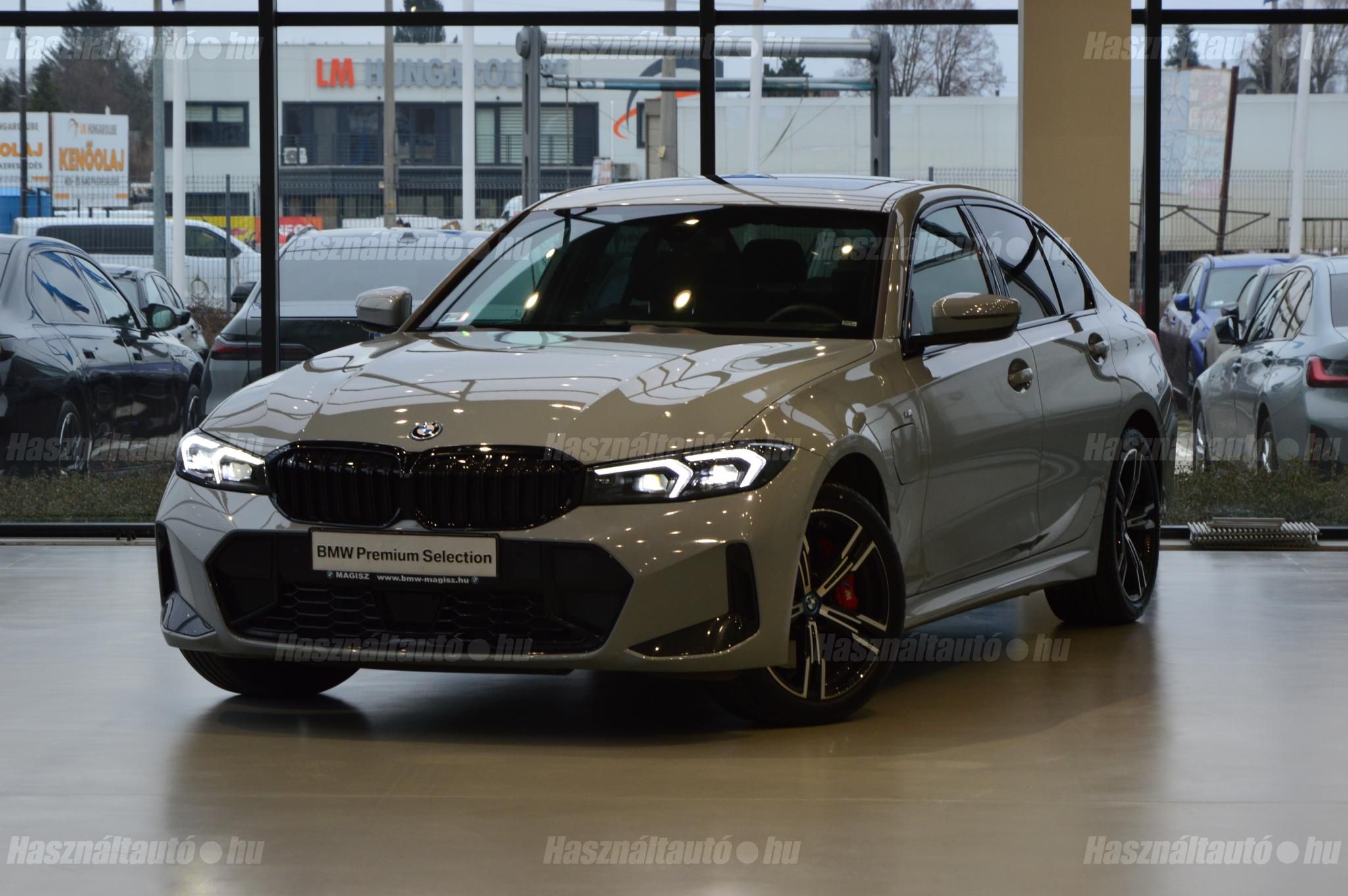 BMW 330 2024/11 - 1