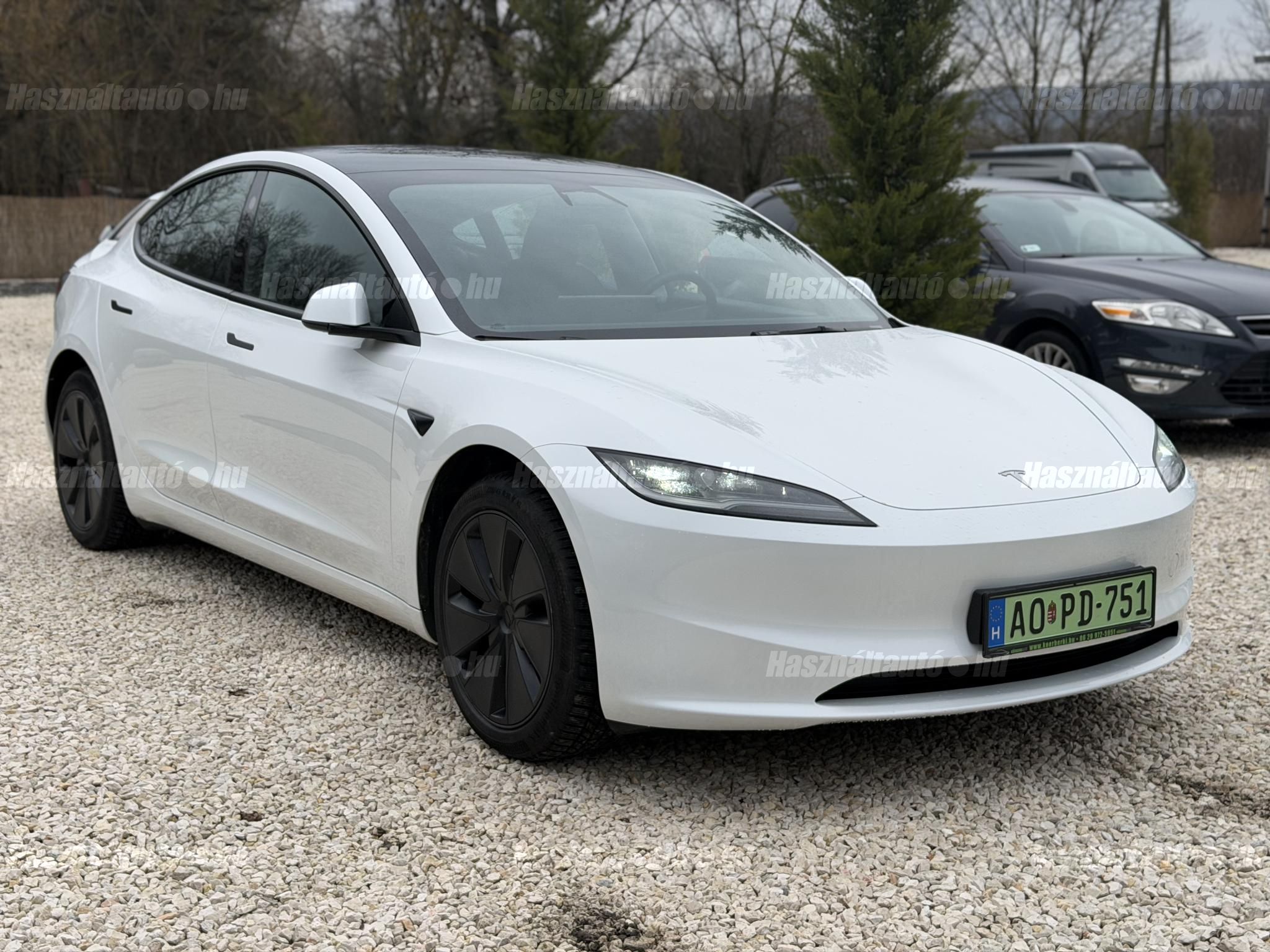 TESLA MODEL 3 2024/9 - 1