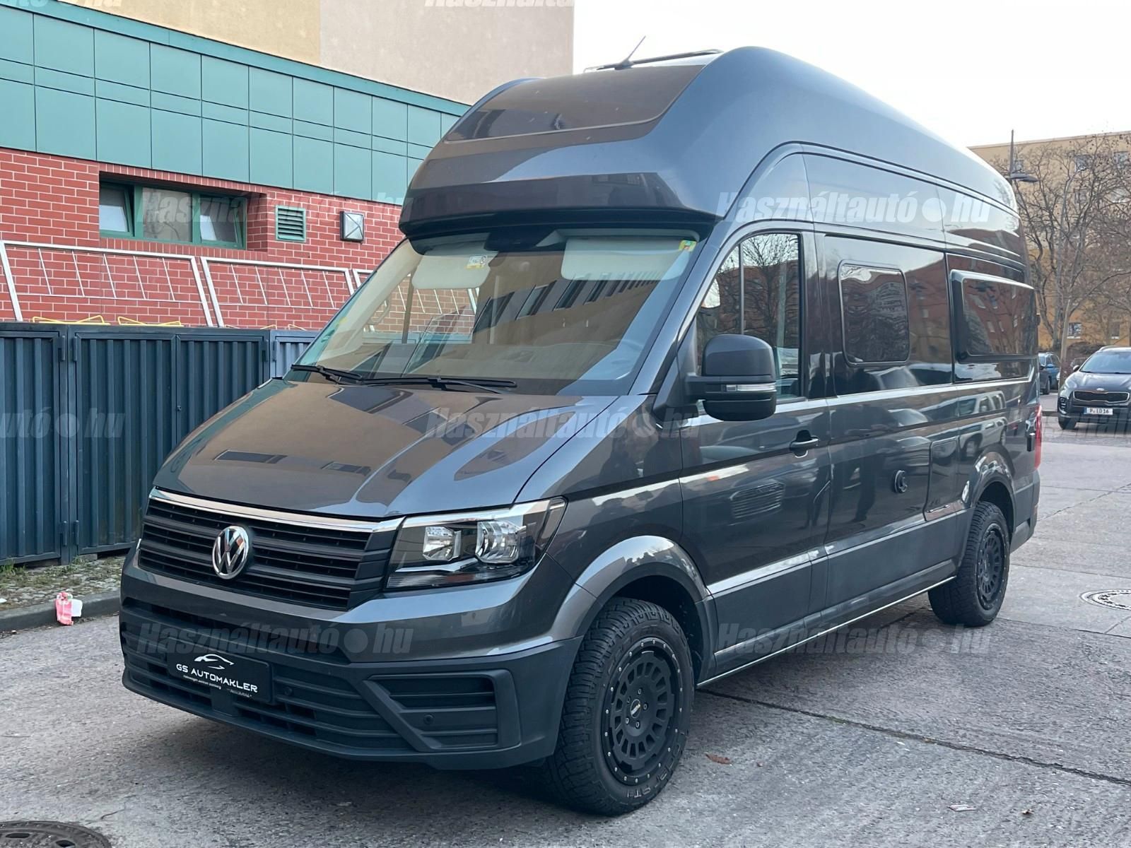 VOLKSWAGEN 2022 - 1