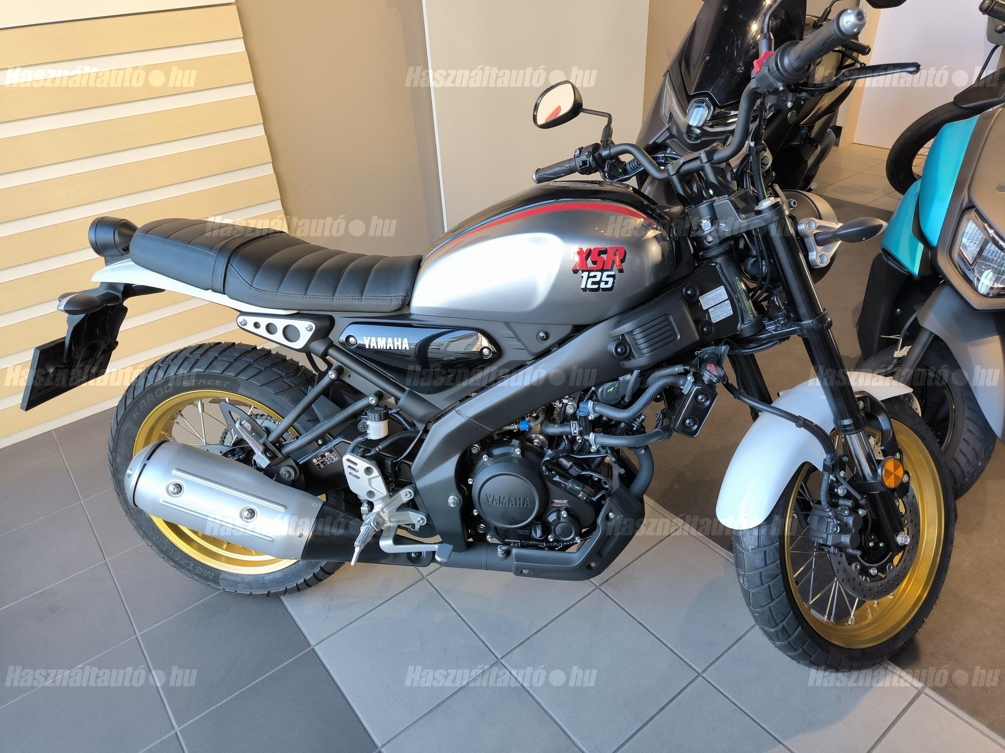 YAMAHA XSR 2025/9 - 1