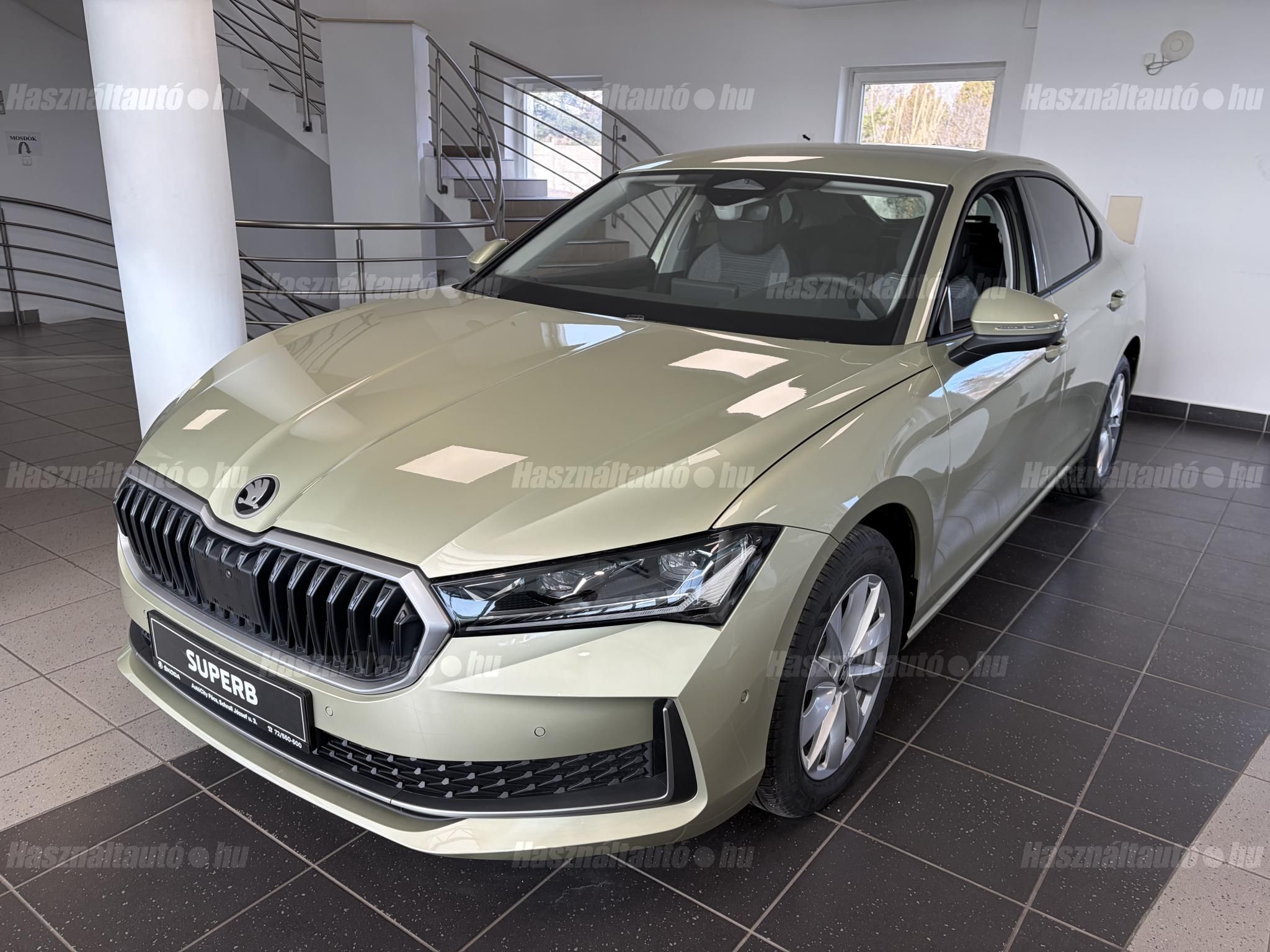 SKODA SUPERB 2026 - 1