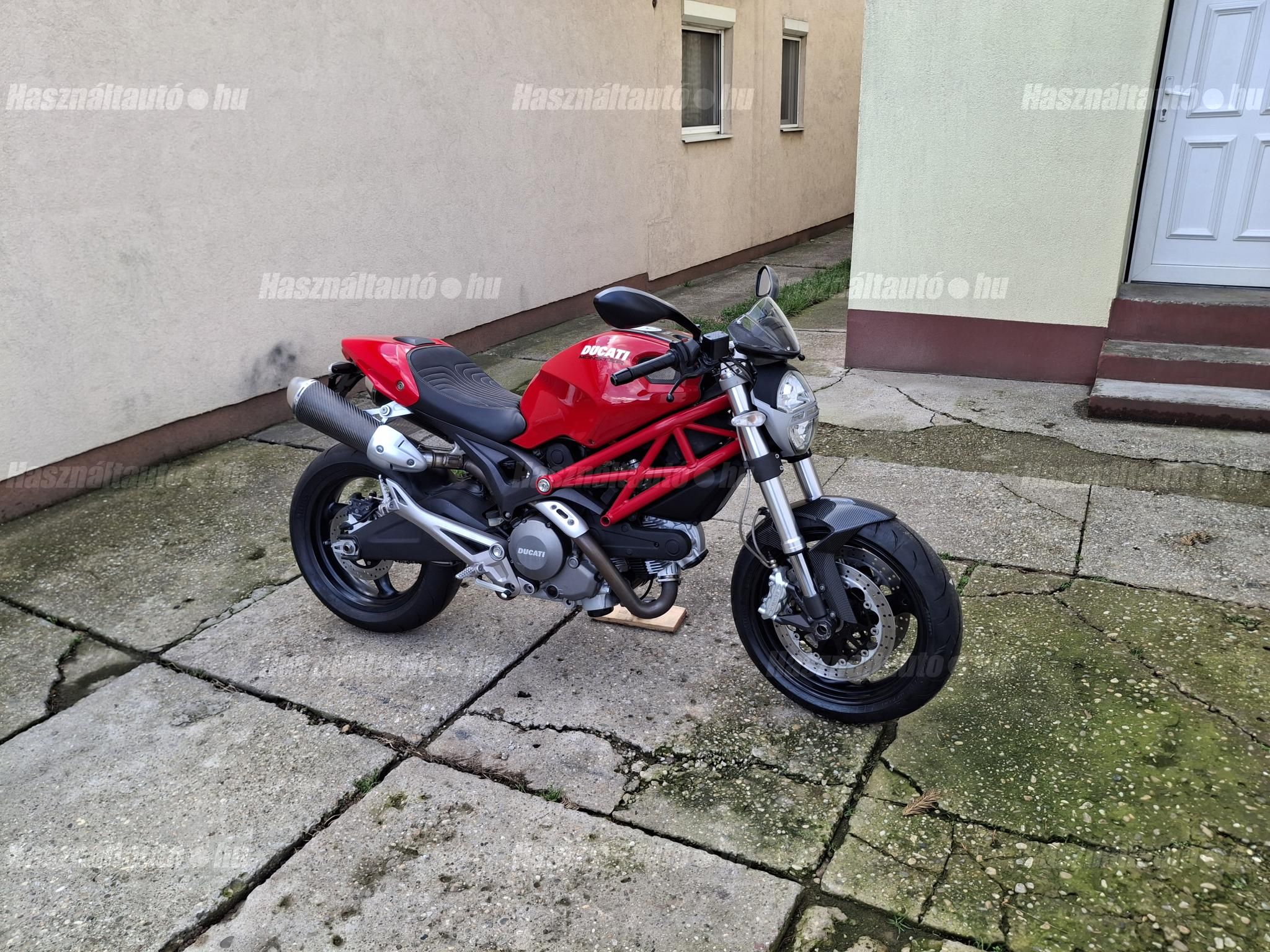 DUCATI MONSTER 696 2009/4 - 1