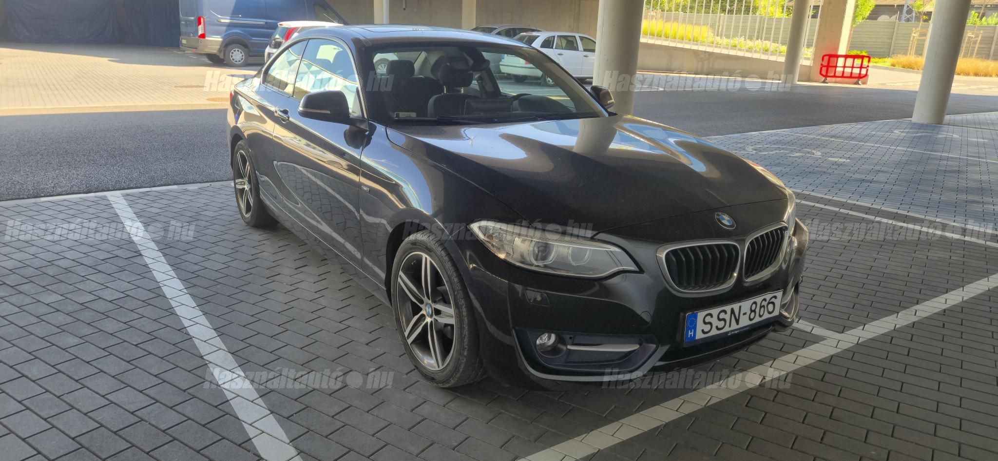 BMW 218 2015/6 - 1