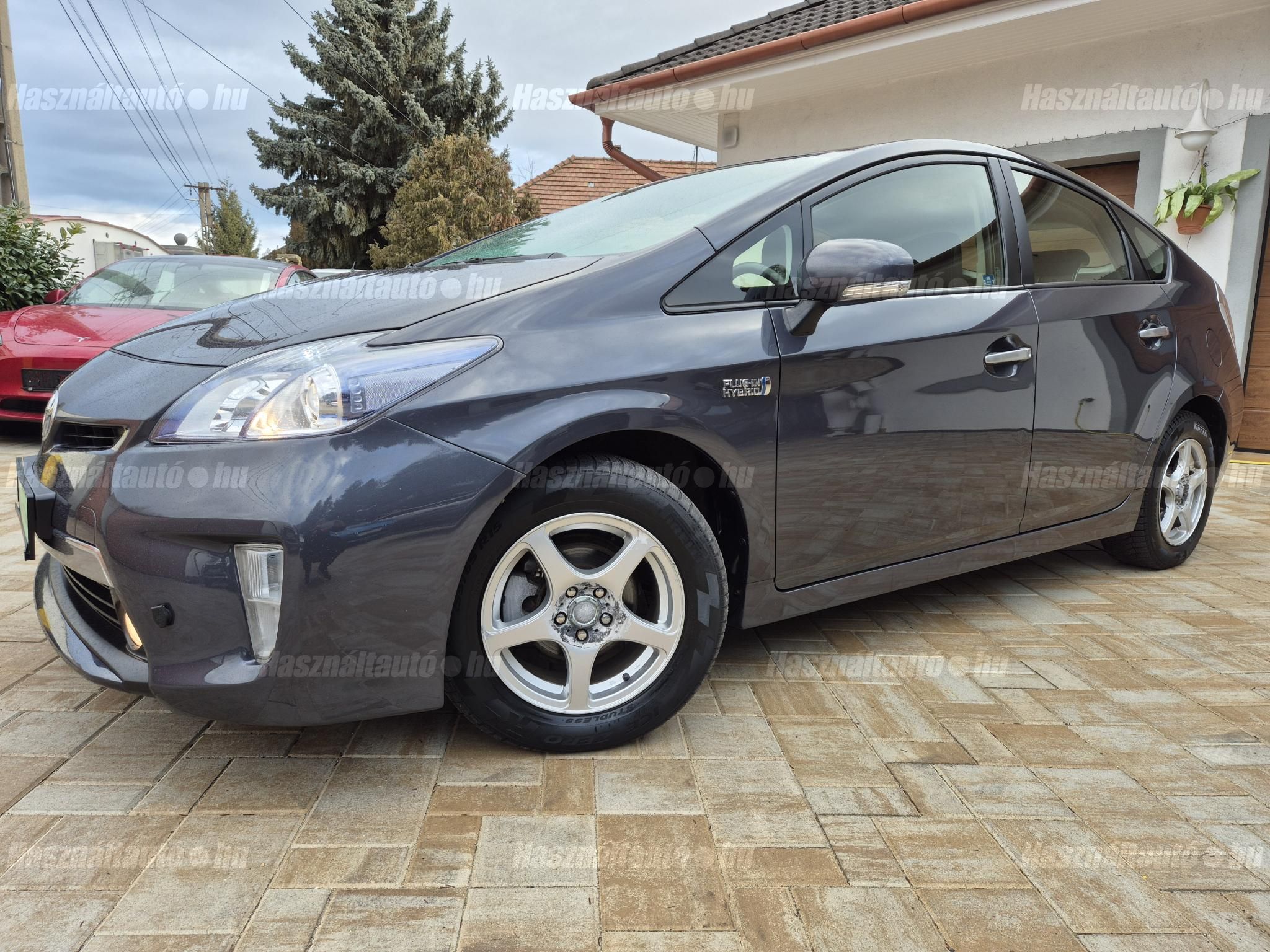 TOYOTA PRIUS PLUG-IN 2012/12 - 1