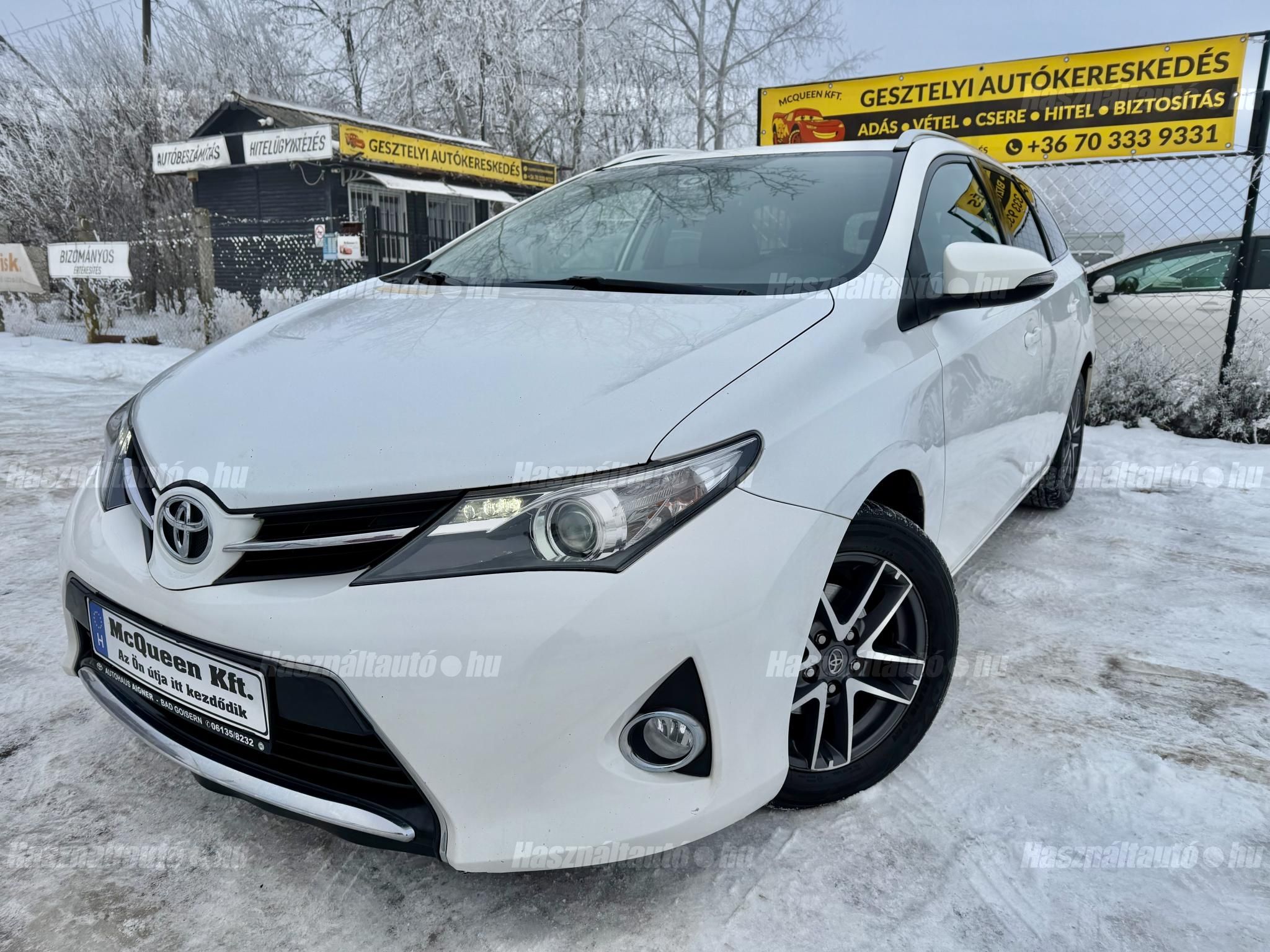TOYOTA AURIS 2015/3 - 1