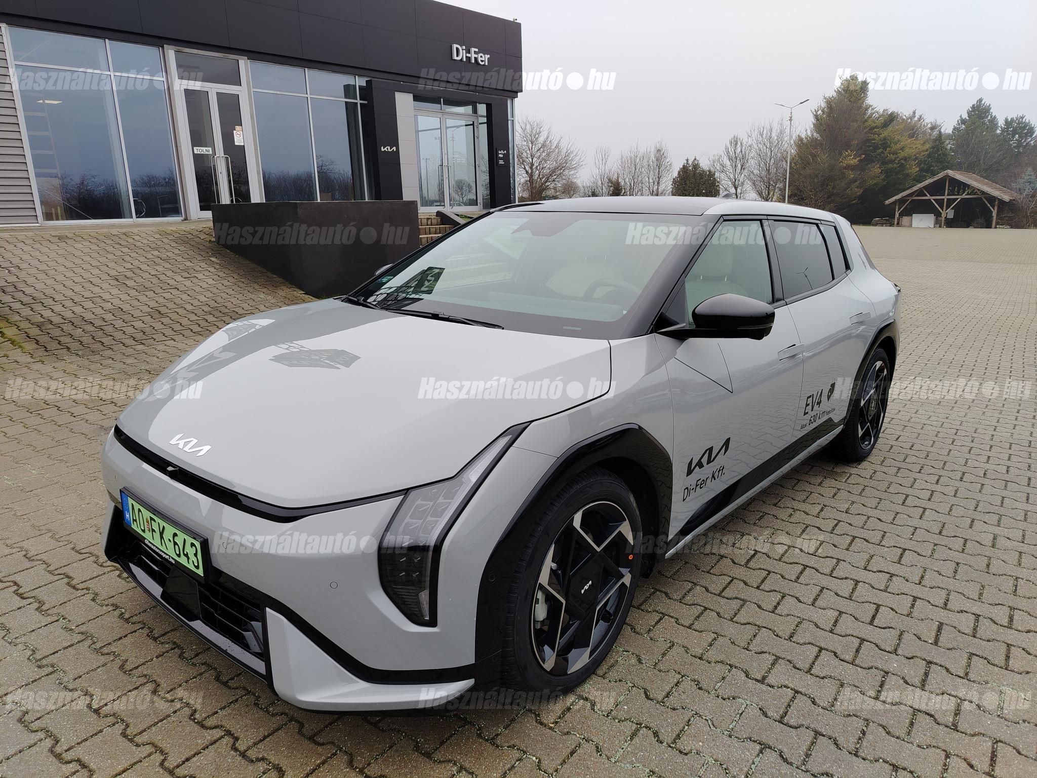 KIA EV4 2026 - 1