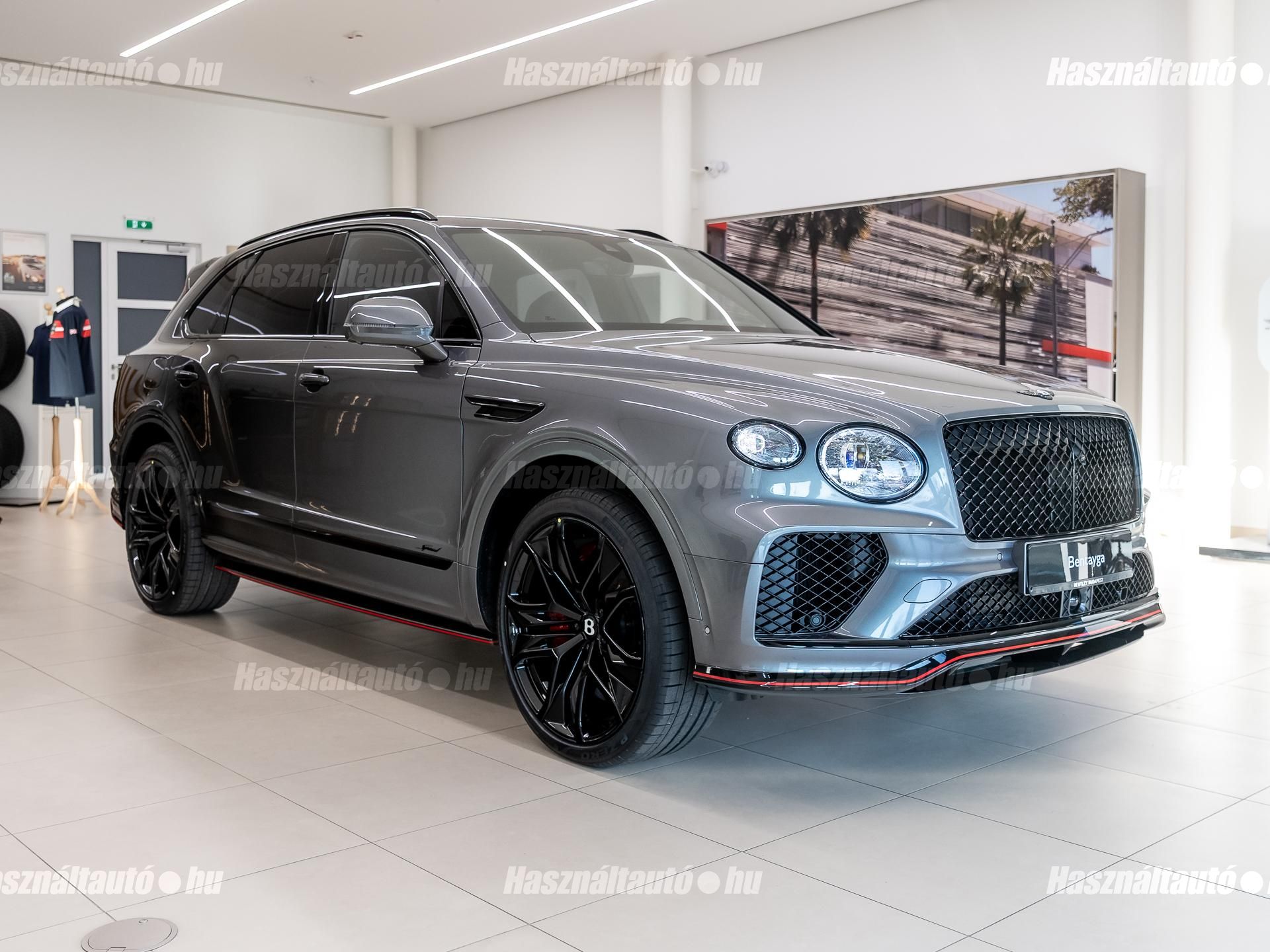 BENTLEY BENTAYGA 2025/11 - 1