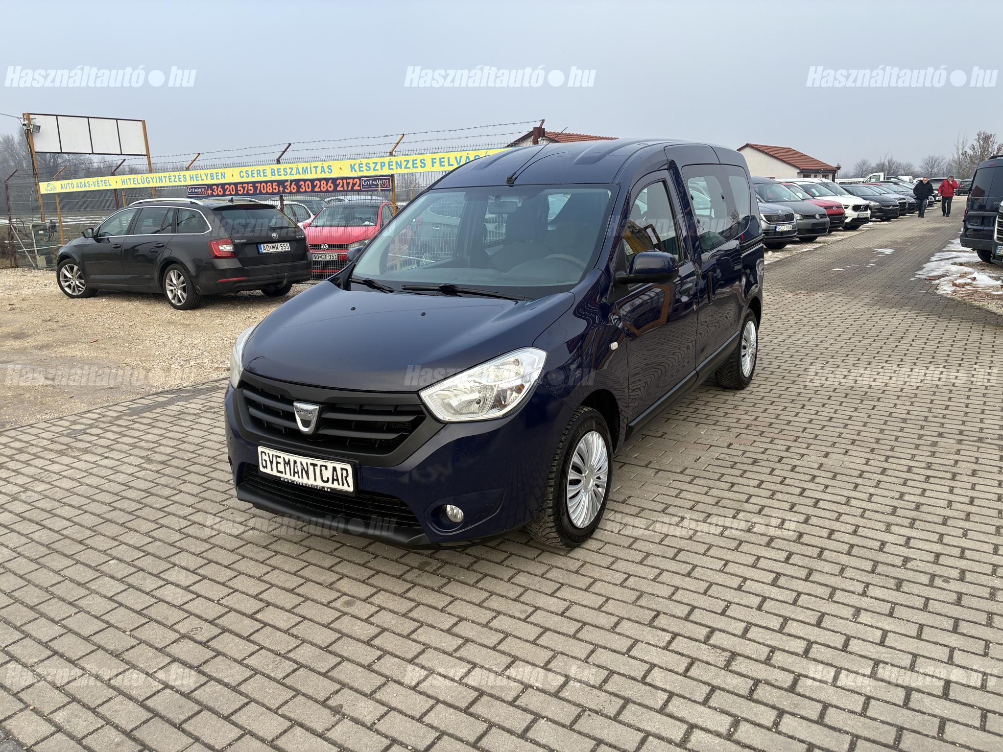 DACIA DOKKER 2013/12 - 1