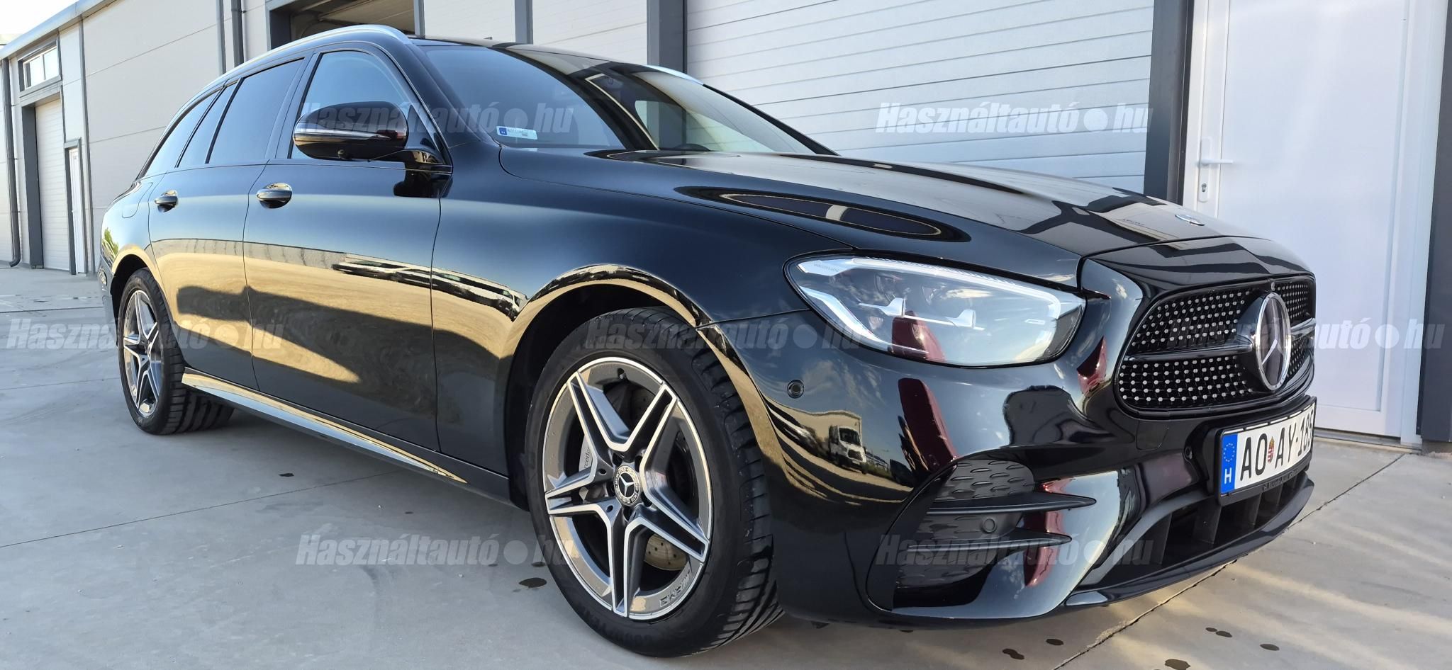 MERCEDES-BENZ E 300 2022/9 - 1