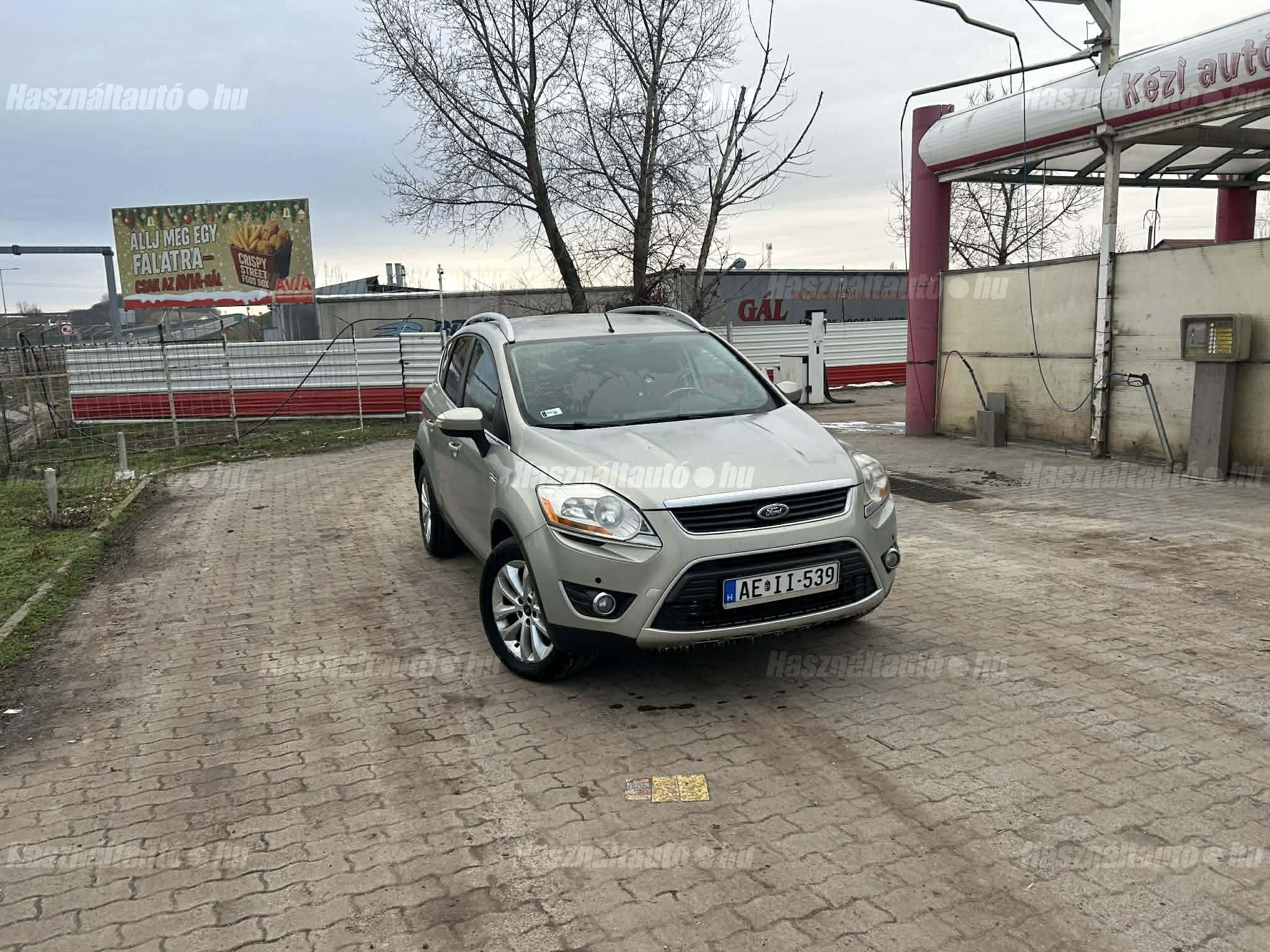 FORD KUGA 2010/7 - 1