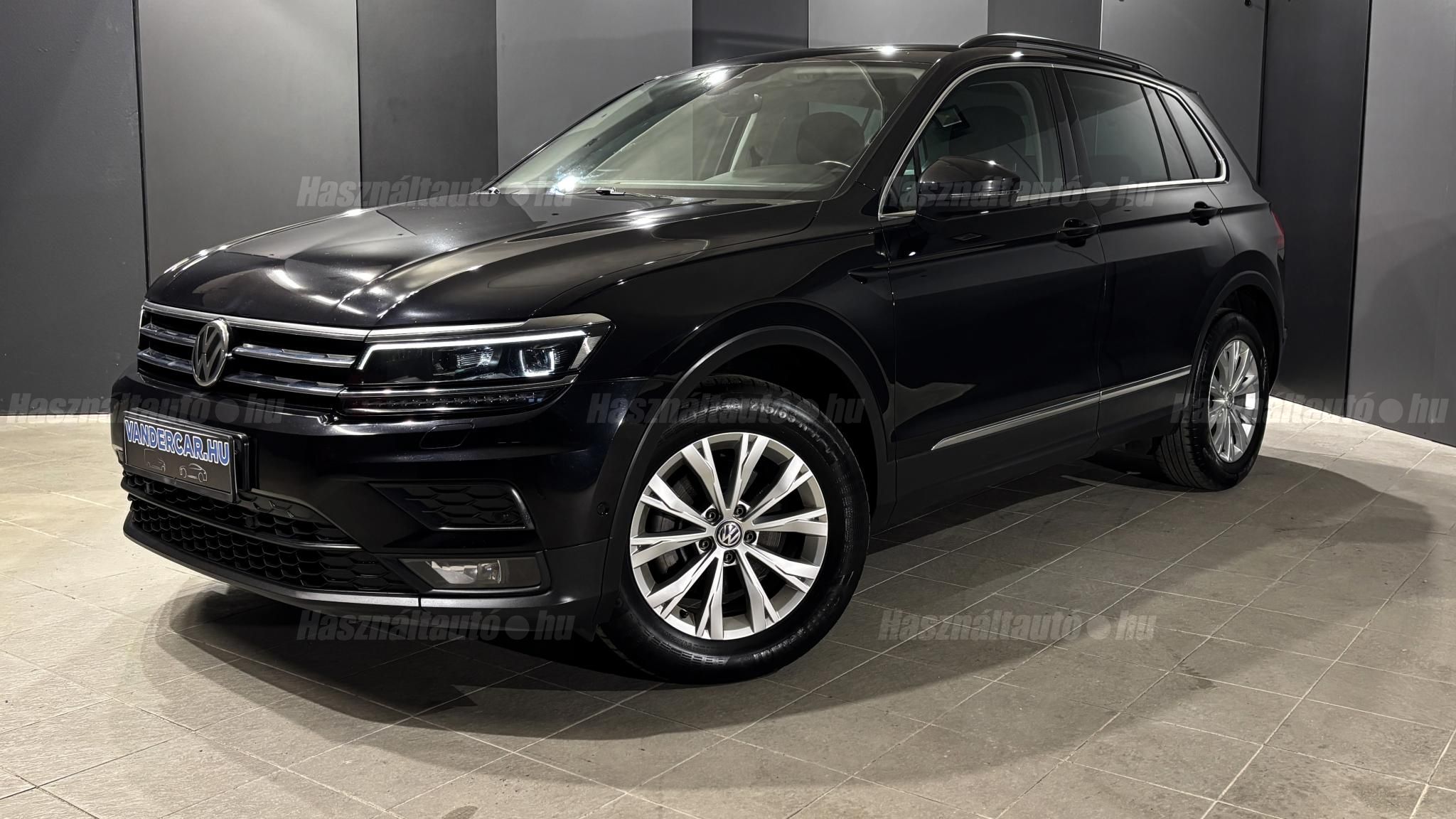 VOLKSWAGEN TIGUAN 2018/8 - 1