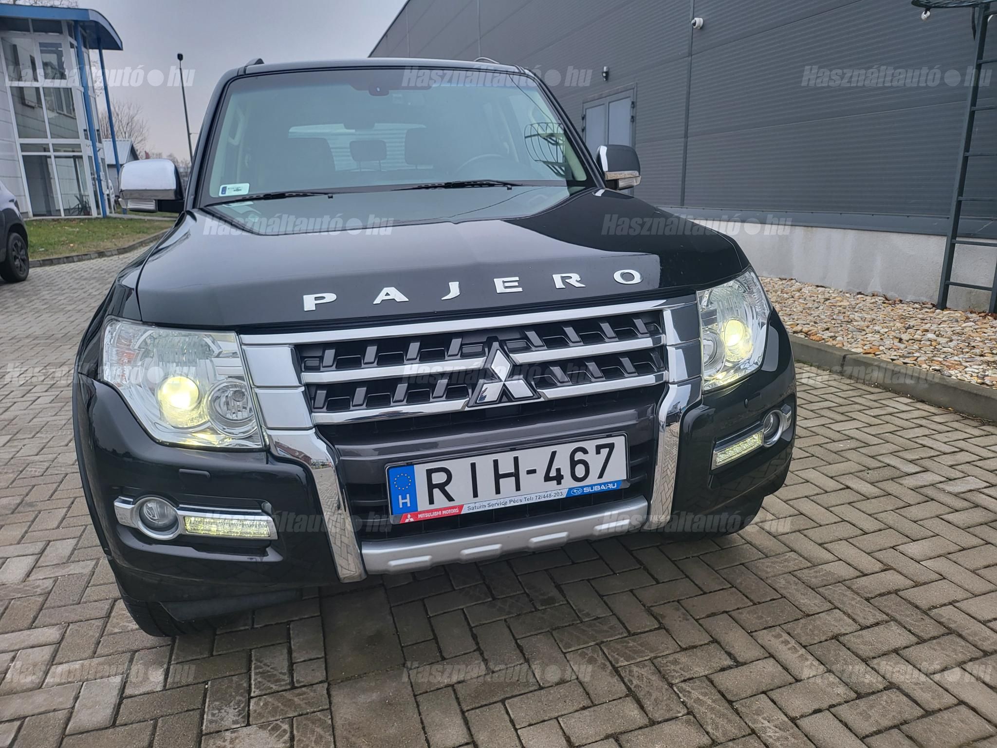 MITSUBISHI PAJERO 2018/8 - 1