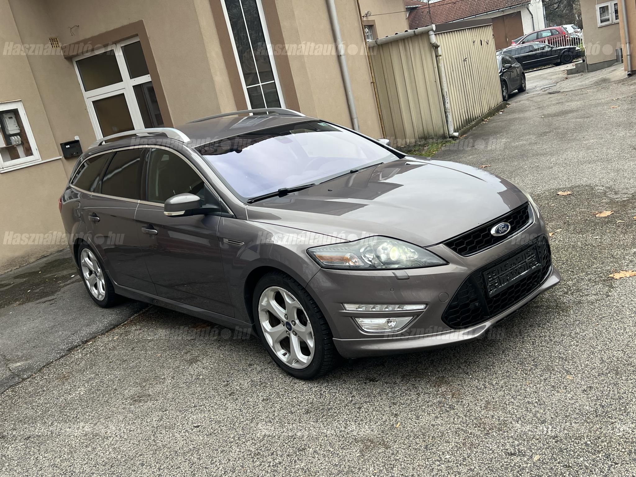 FORD MONDEO 2012/8 - 1