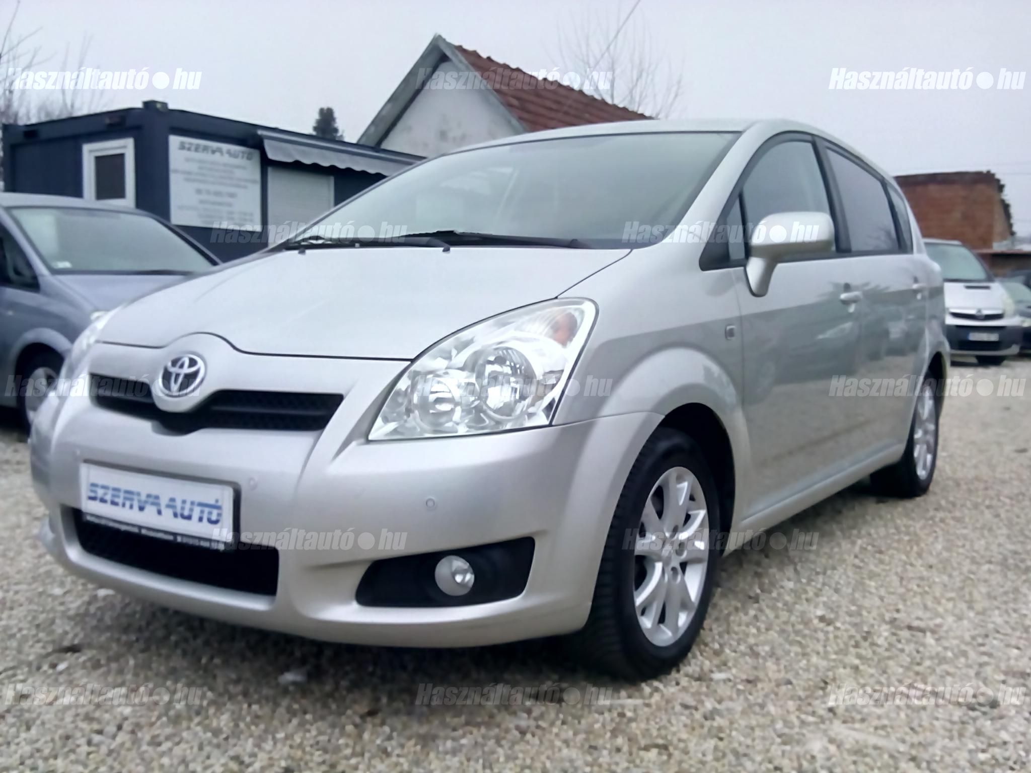 TOYOTA COROLLA VERSO 2008/6 - 1