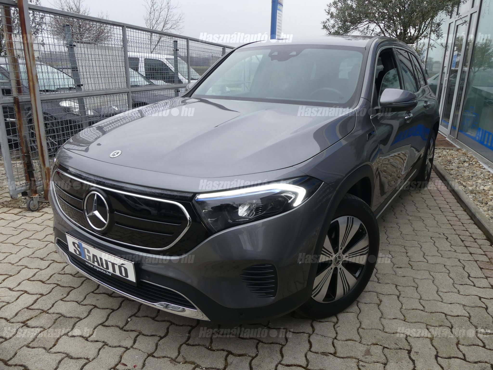 MERCEDES-BENZ EQB 2022/11 - 1