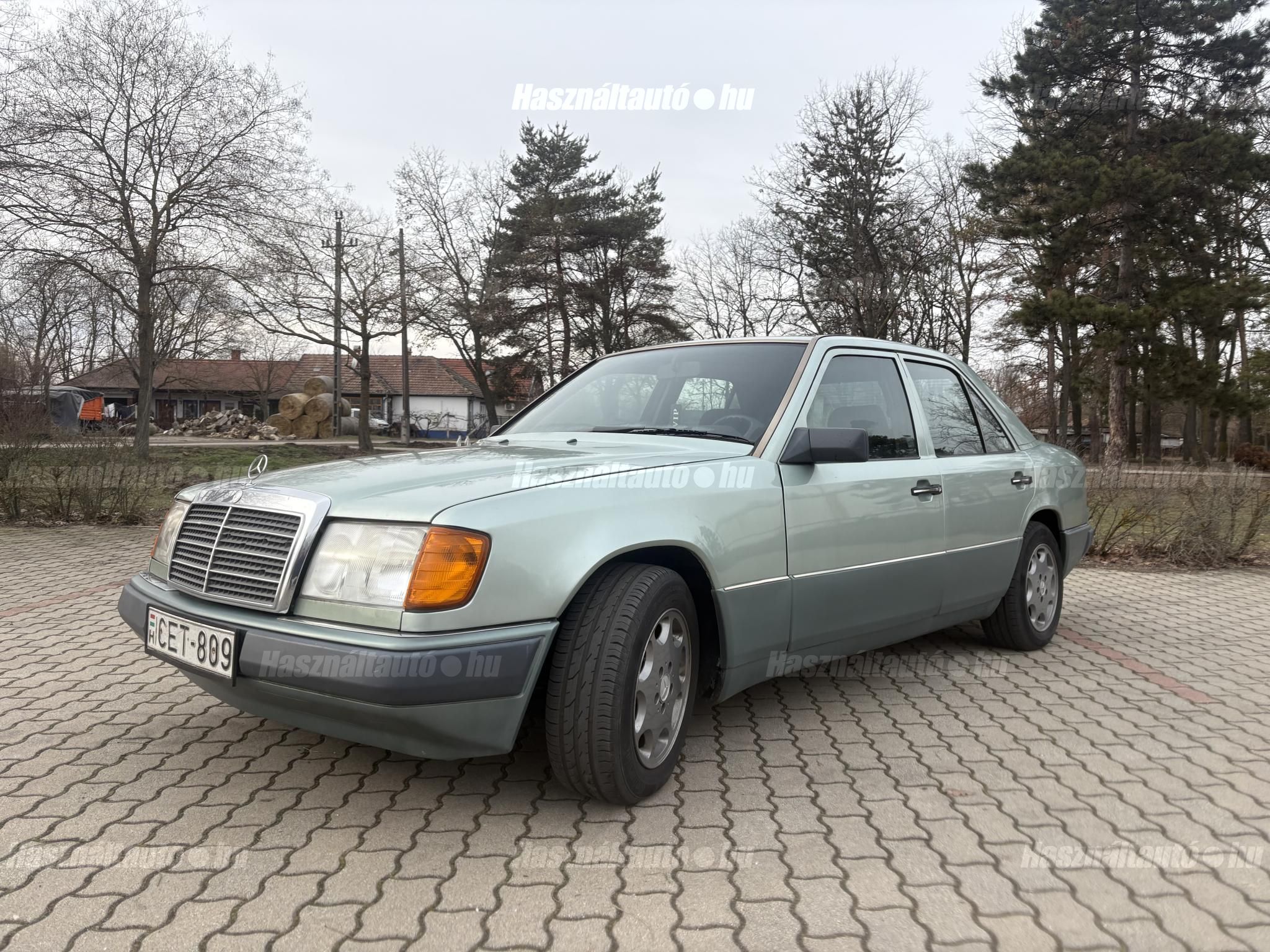 MERCEDES-BENZ W 124 1990 - 1