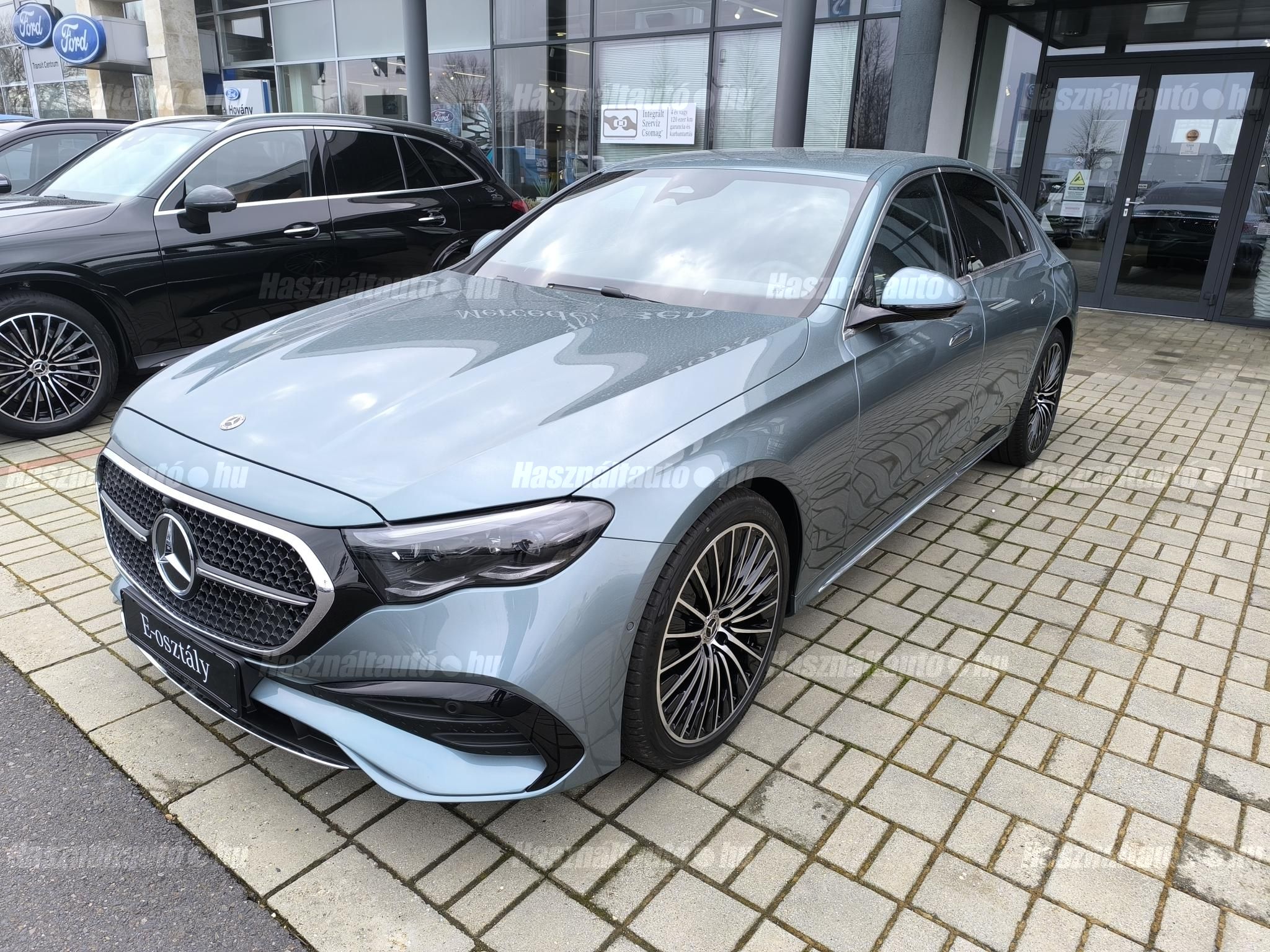 MERCEDES-BENZ E 220 2024/10 - 1