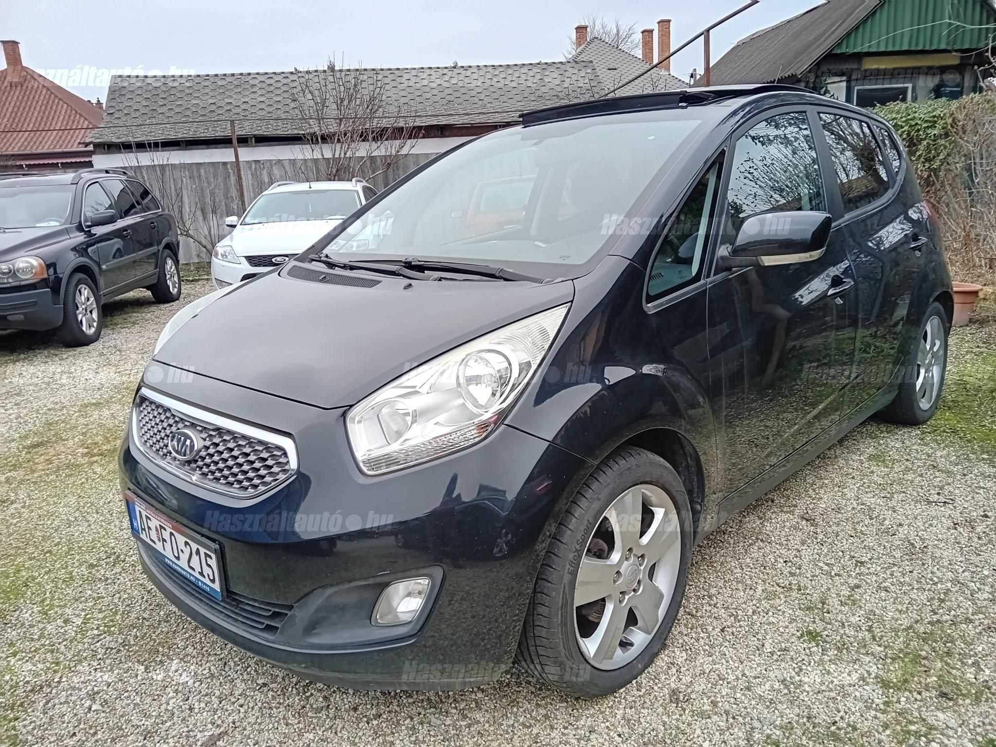 KIA VENGA 2011/10 - 1