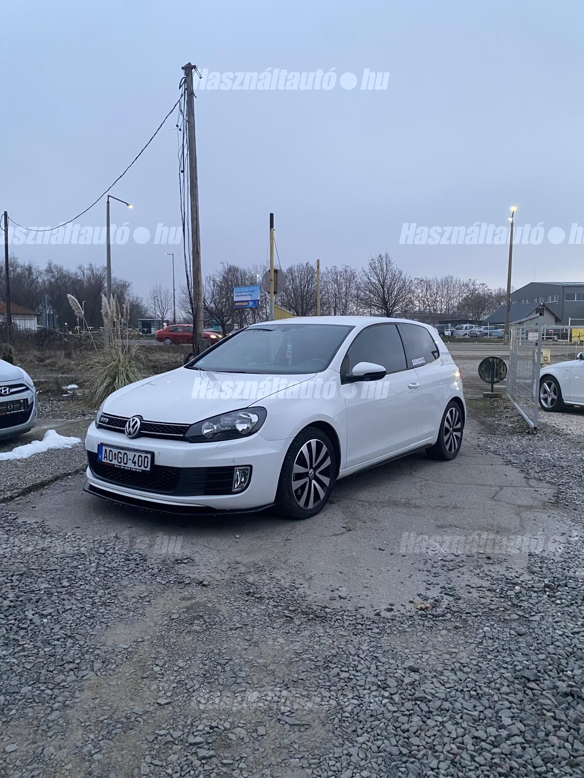 VOLKSWAGEN GOLF VI 2012/8 - 1