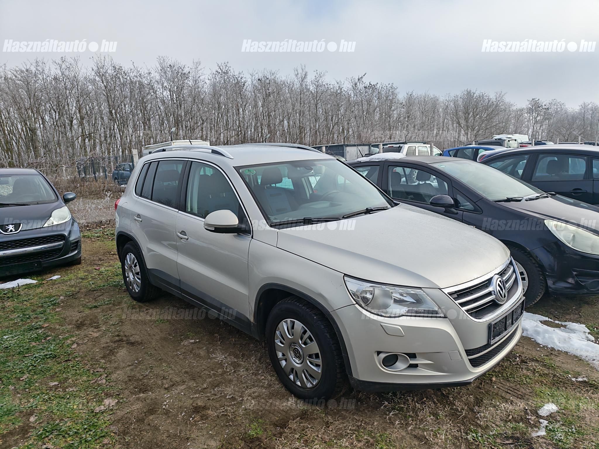 VOLKSWAGEN TIGUAN 2009/10 - 1