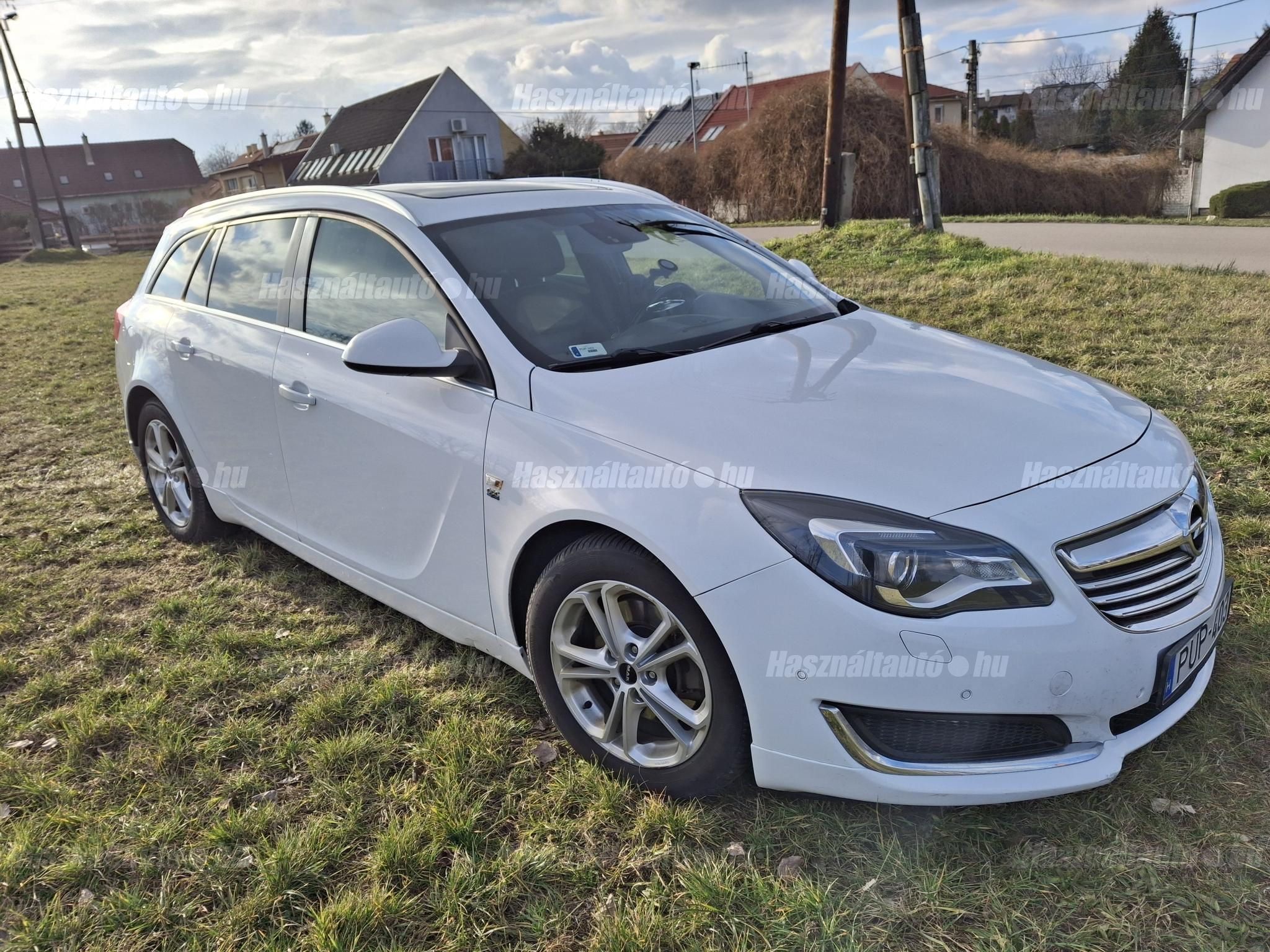 OPEL INSIGNIA 2014/1 - 1