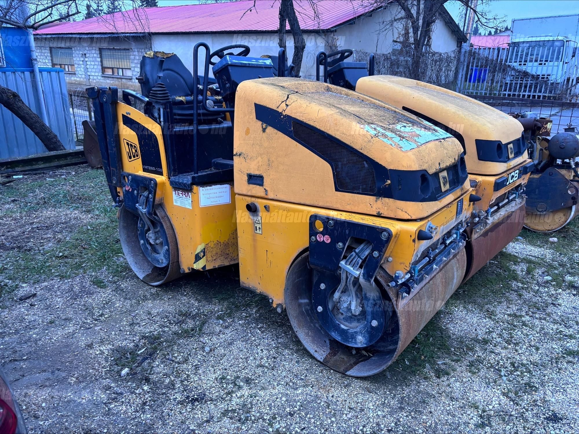 JCB 2008 - 1