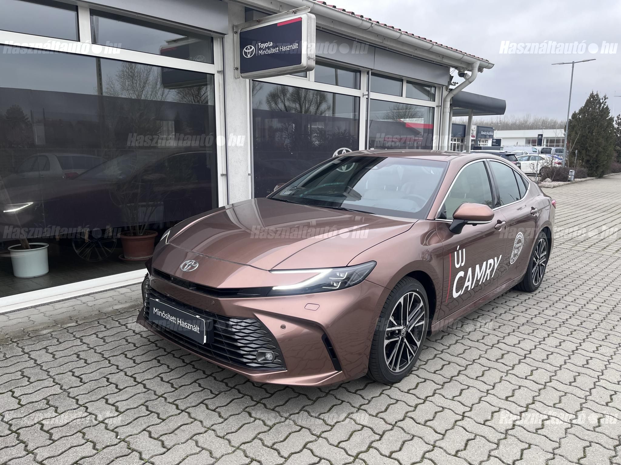 TOYOTA CAMRY 2024/9 - 1