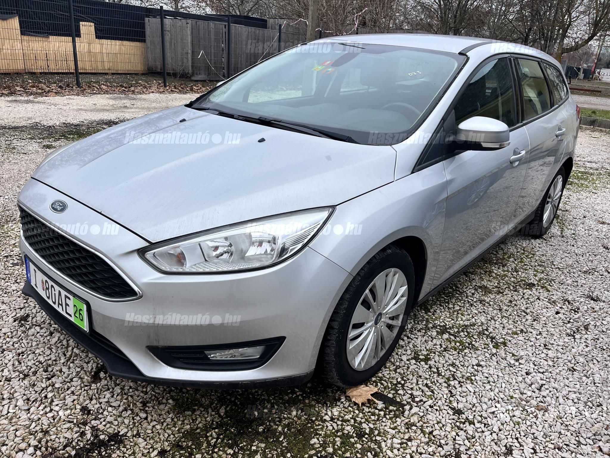 FORD FOCUS 2015/10 - 1