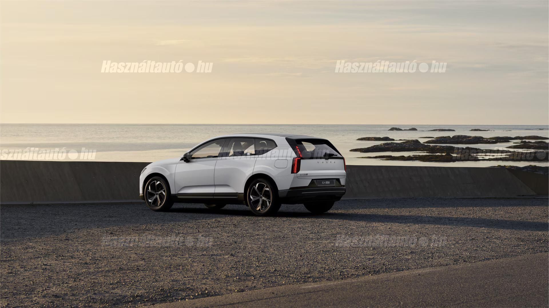 VOLVO EGYÉB 2026 - 1