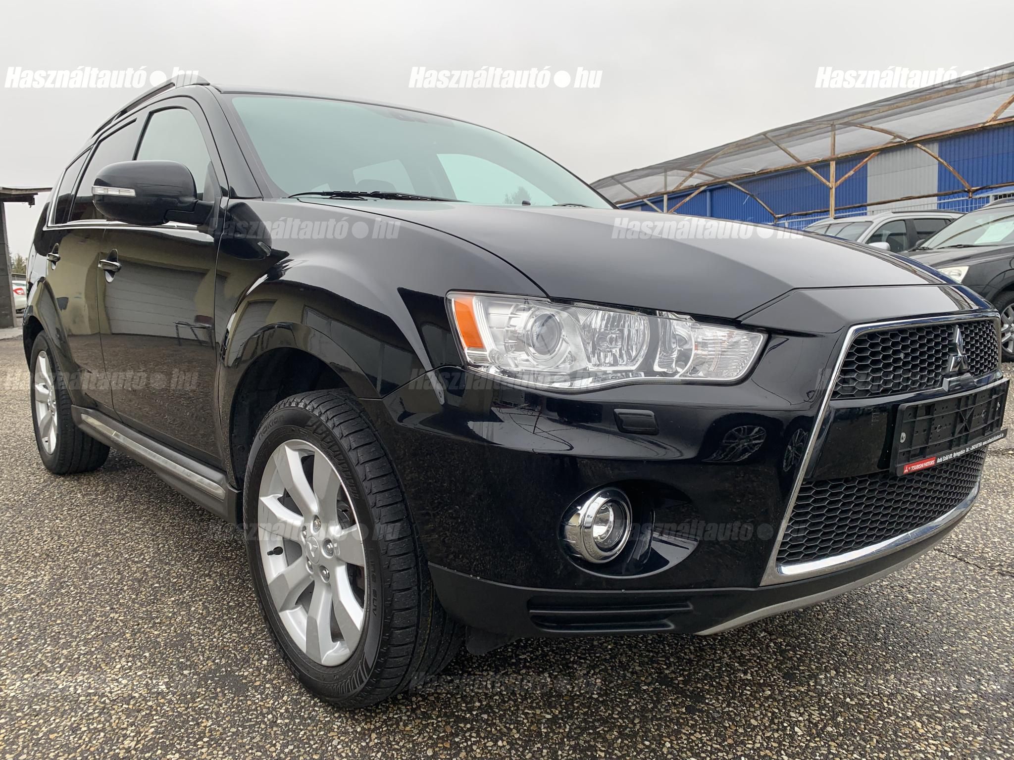 MITSUBISHI OUTLANDER 2012/10 - 1