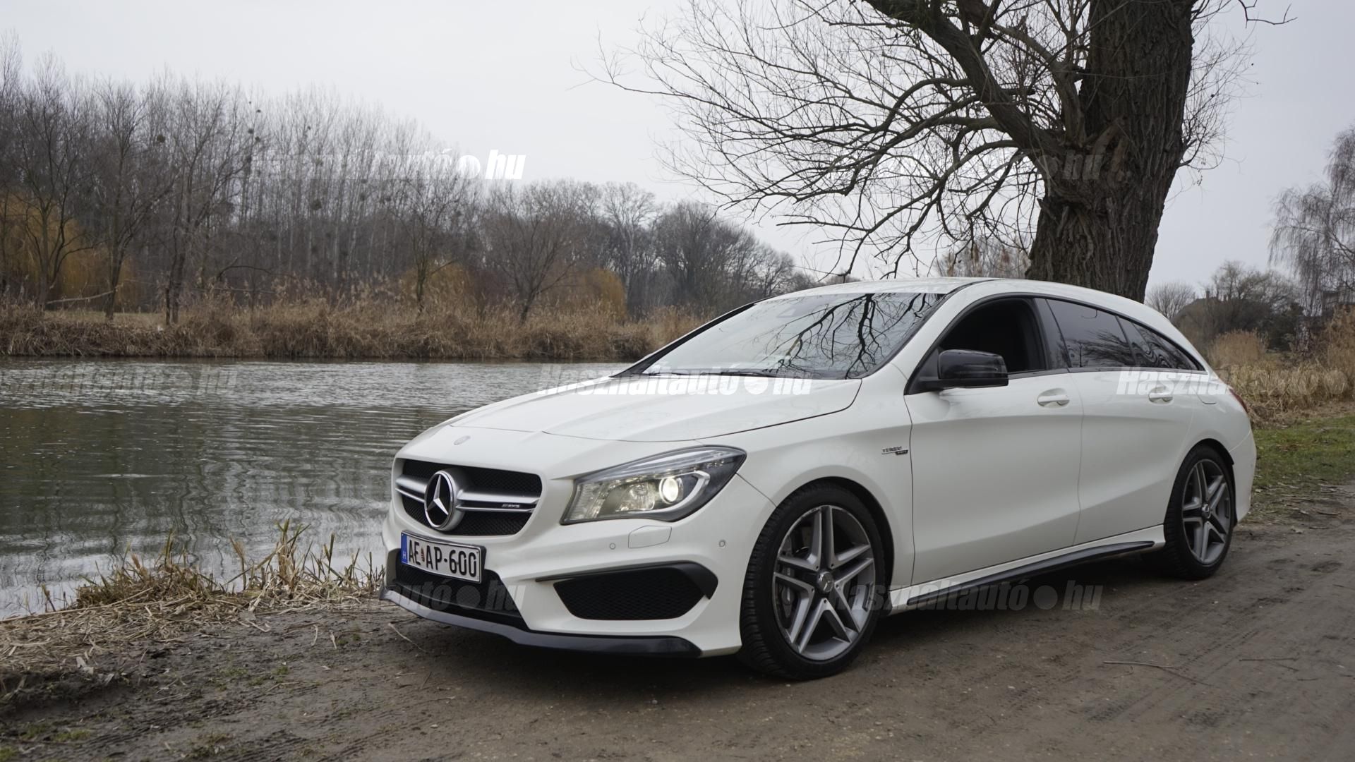MERCEDES-AMG CLA 2015/11 - 1
