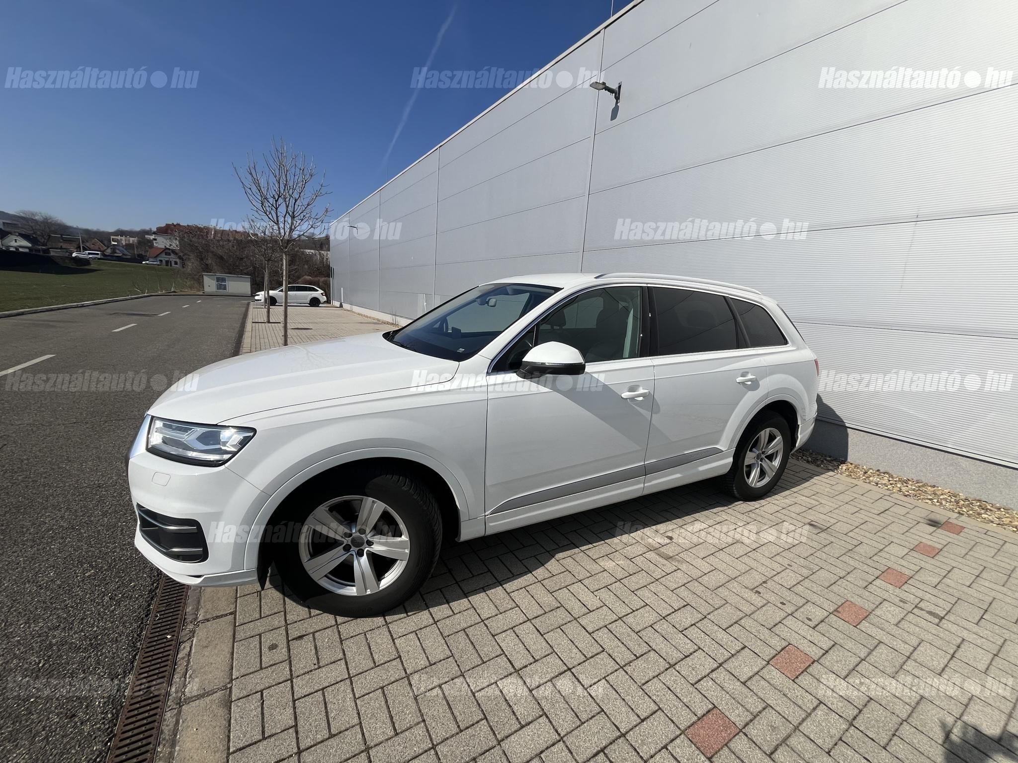 AUDI Q7 2016/2 - 1
