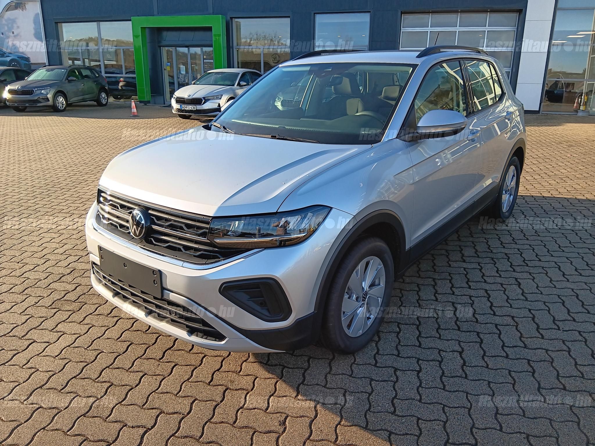 VOLKSWAGEN T-CROSS 2026 - 1