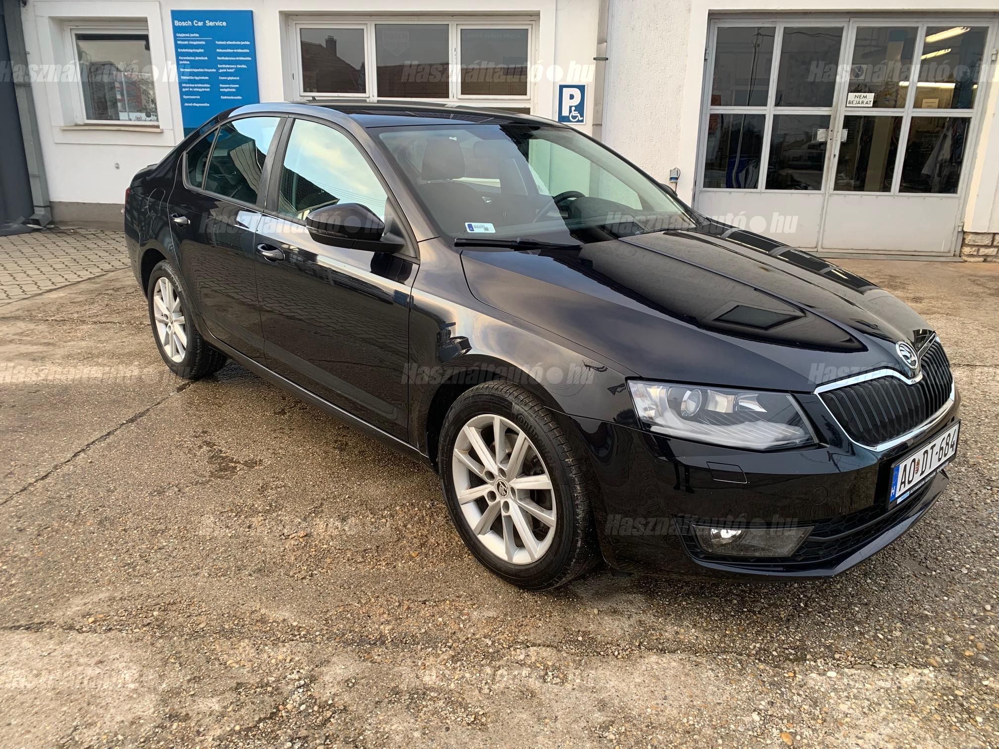 SKODA OCTAVIA 2013/4 - 1