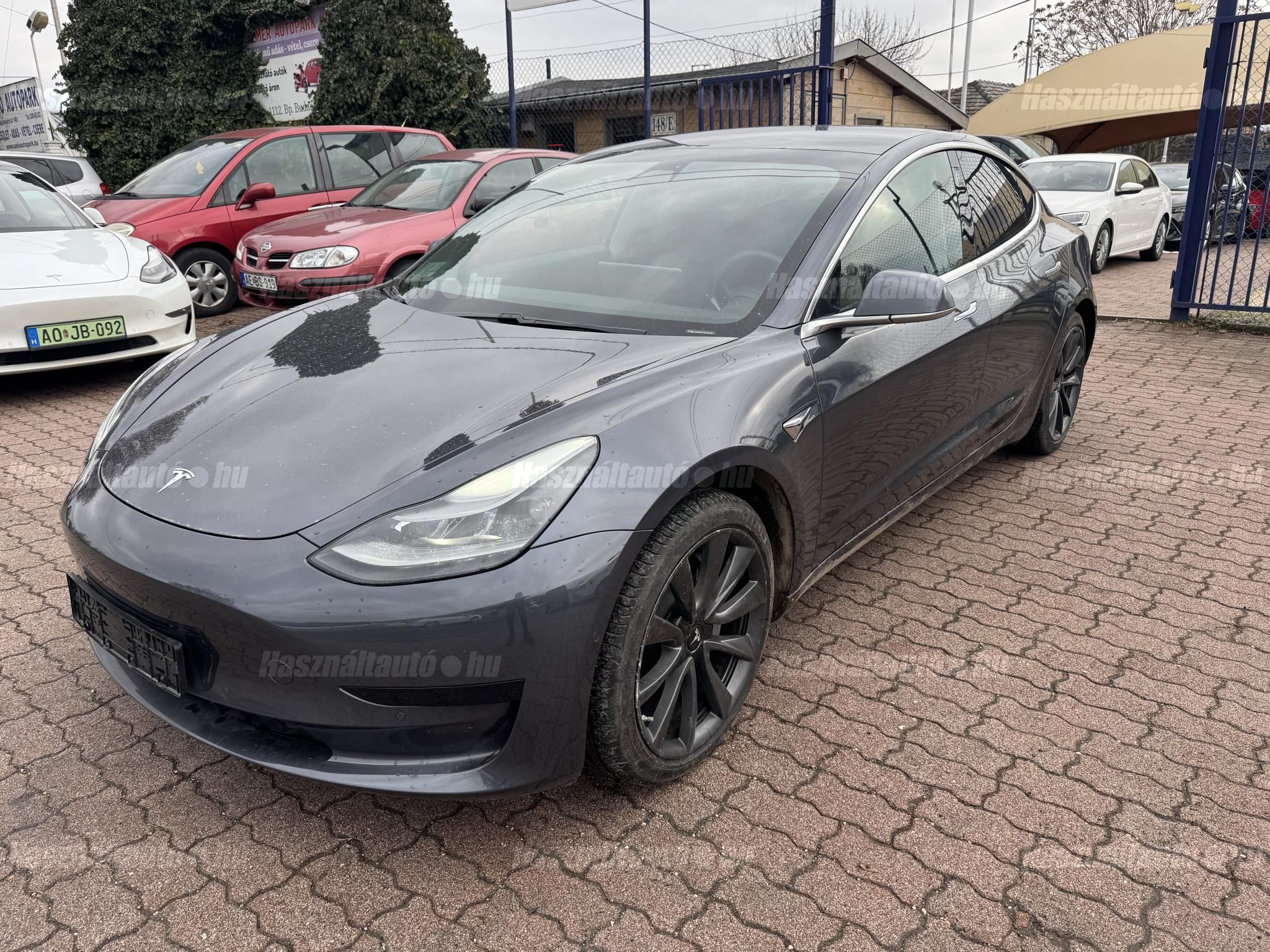 TESLA MODEL 3 2020/12 - 1