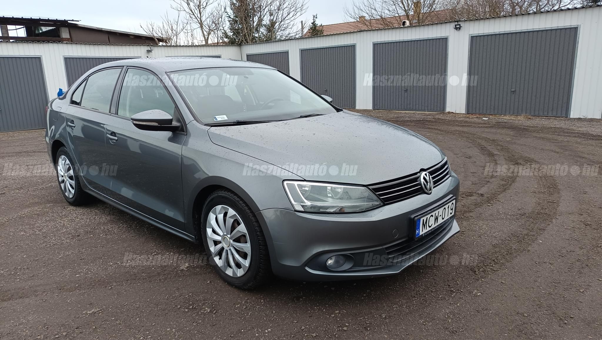 VOLKSWAGEN JETTA 2012 - 1