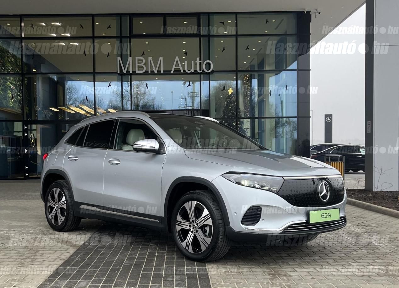 MERCEDES-BENZ EQA 2025/1 - 1